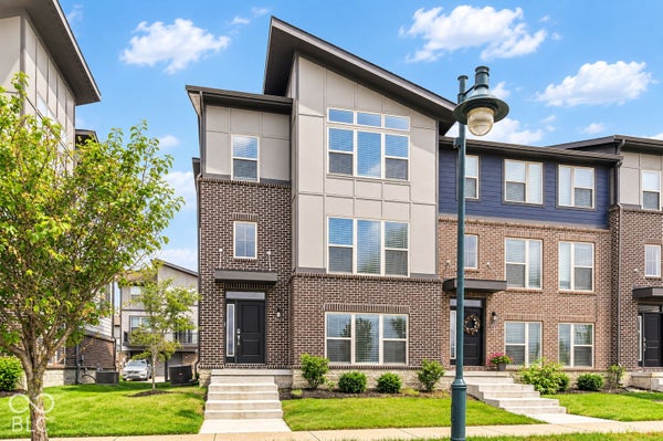 13447 E 134TH ST, FISHERS, IN 46037 - Image 95809d98792c8ce1b7cd24ccb107f664/3496384285