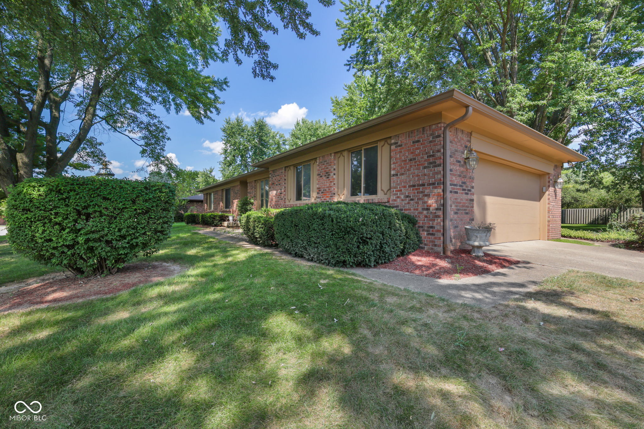 199 N Windmill Trail