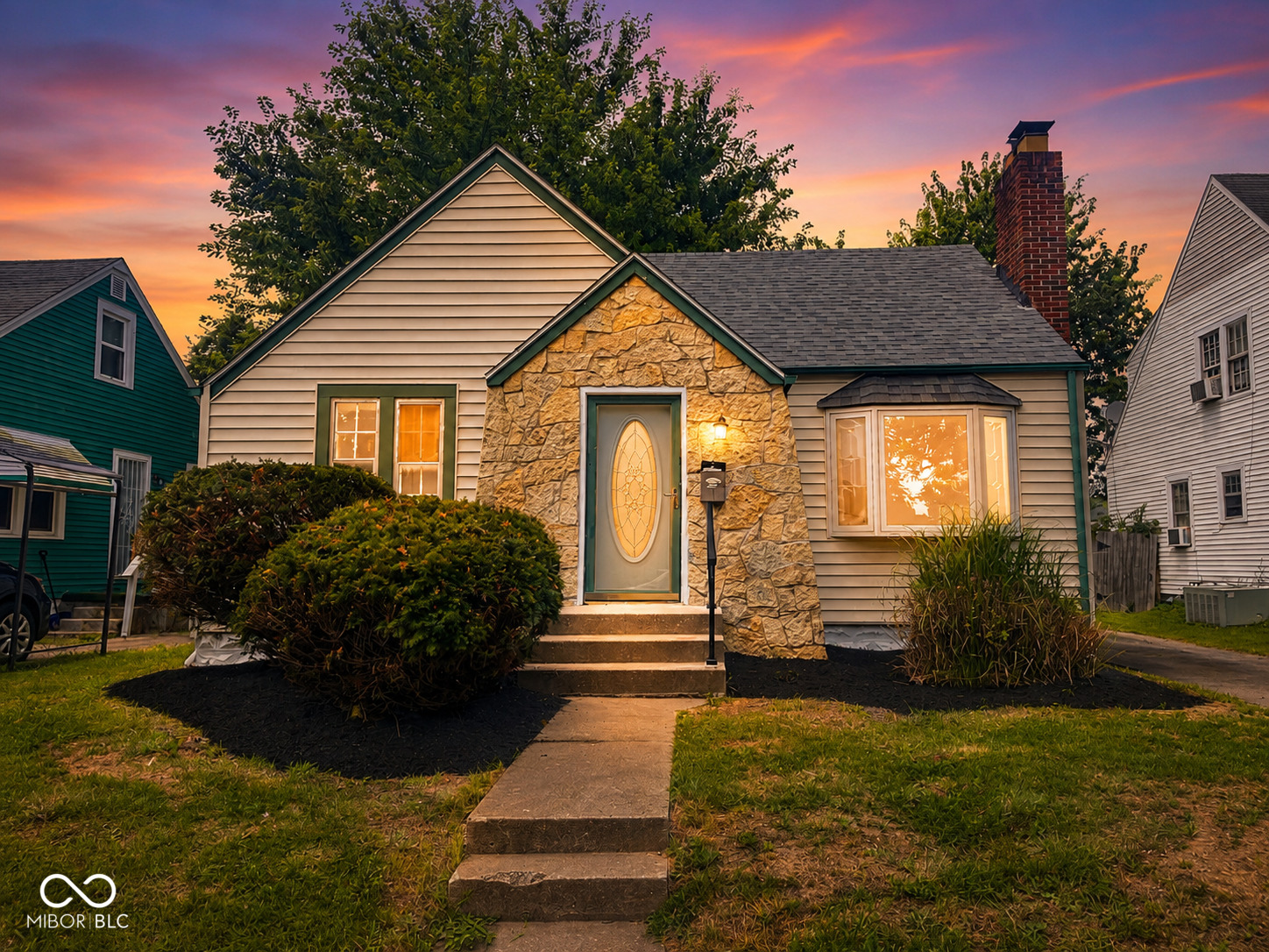 Photo 1 of 18 — 1409 Dewey Street, Anderson, IN 46016
