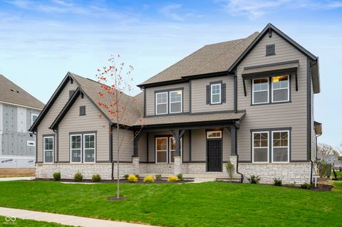 15926 Bellows Avenue Fishers IN 46040