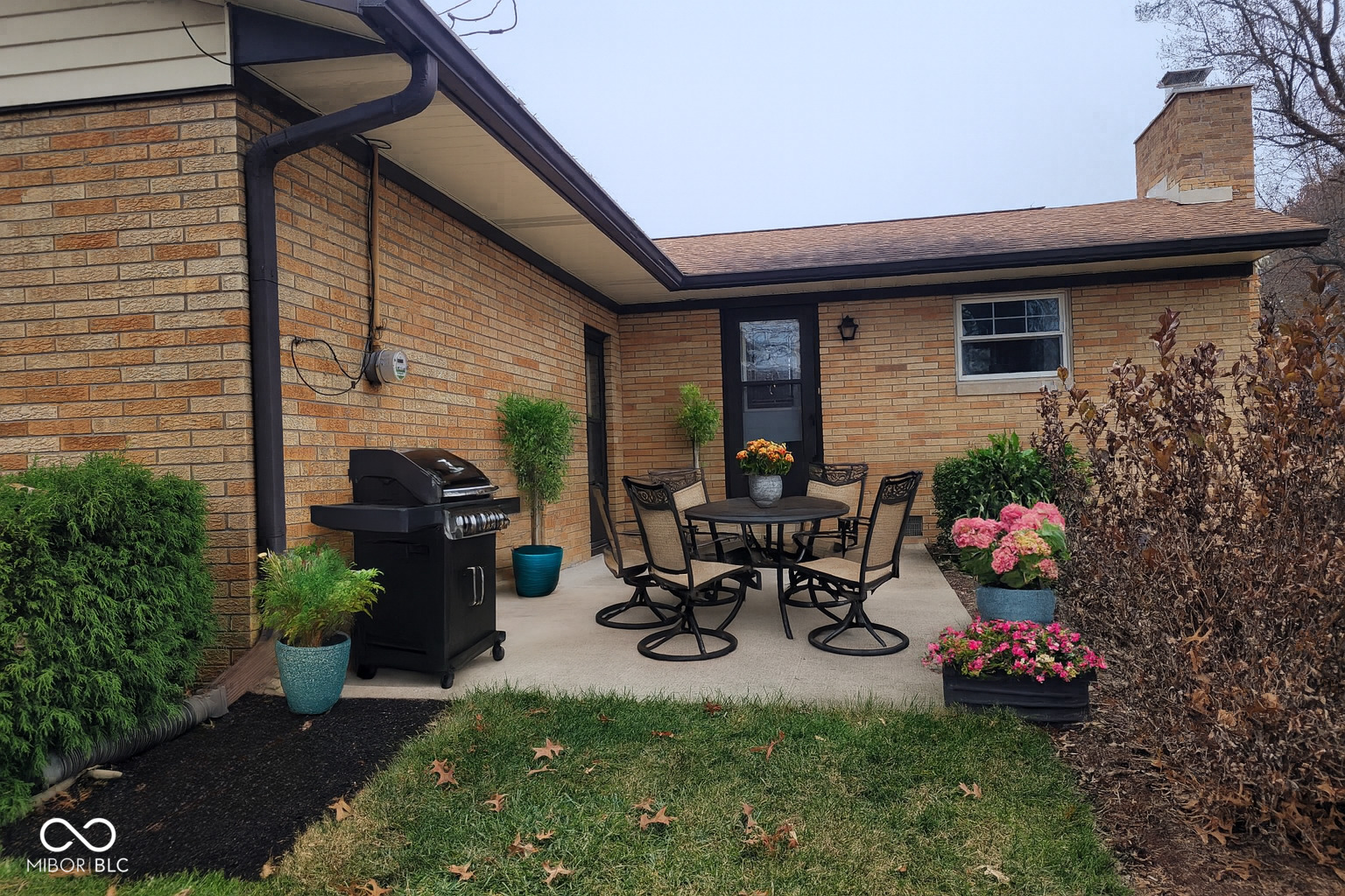 6335 S Keystone Avenue