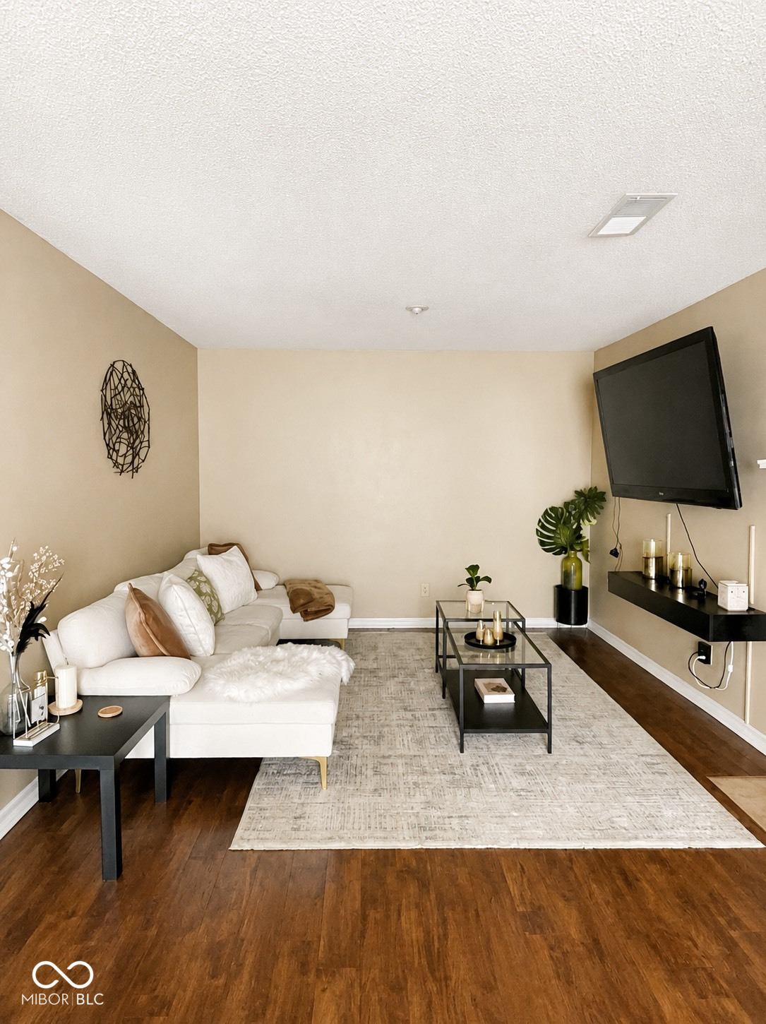 937 Ardsley Drive