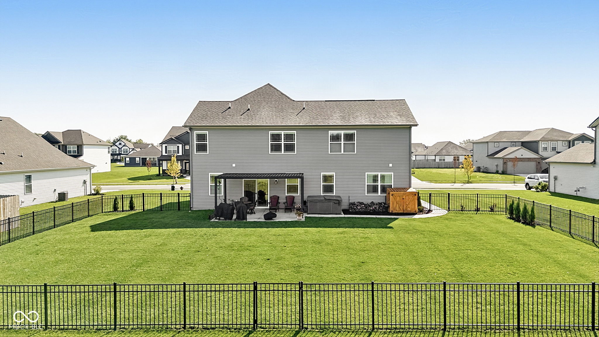 2282 Oakmont Drive