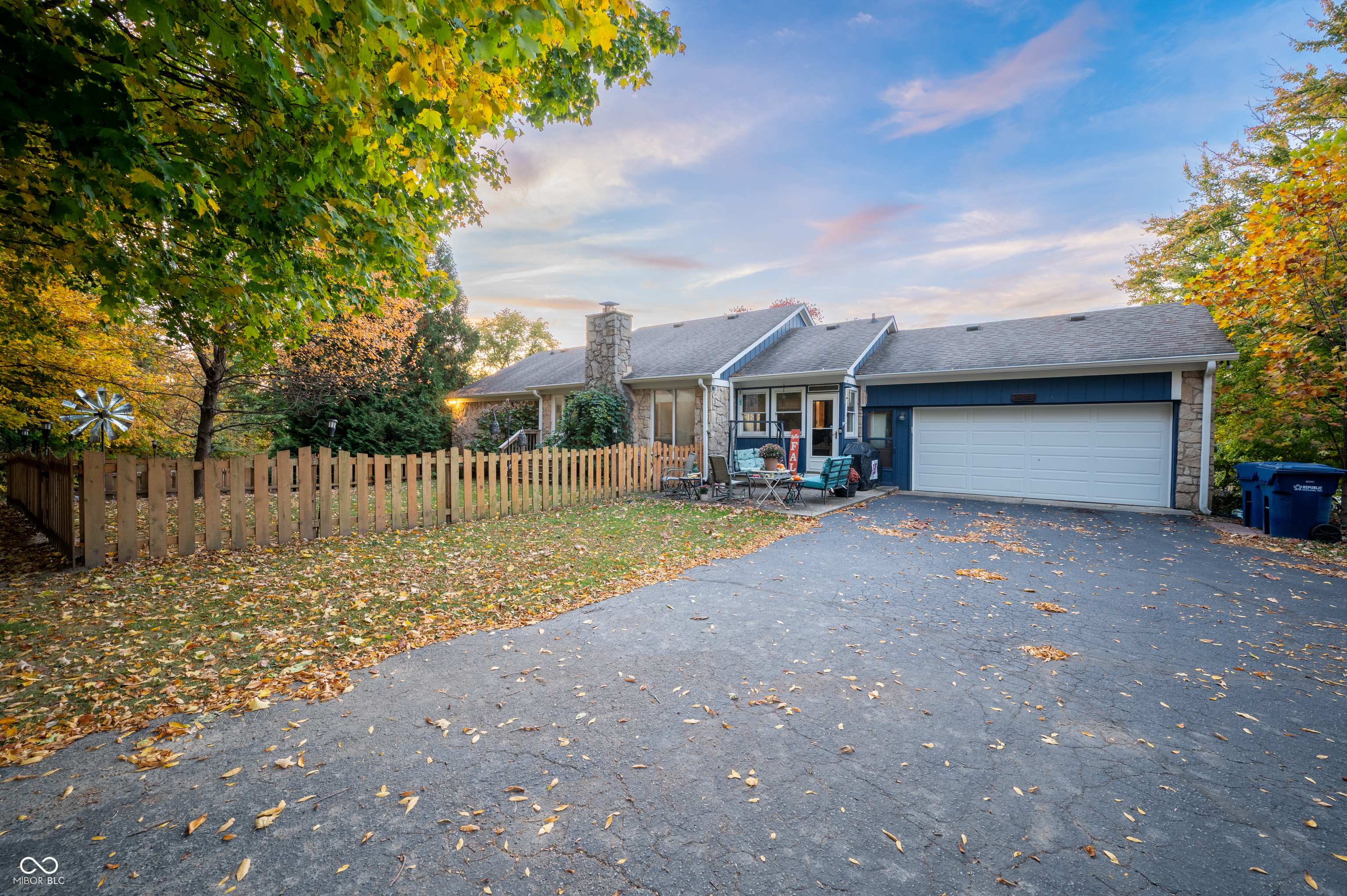 9803 Willa Bonn Court