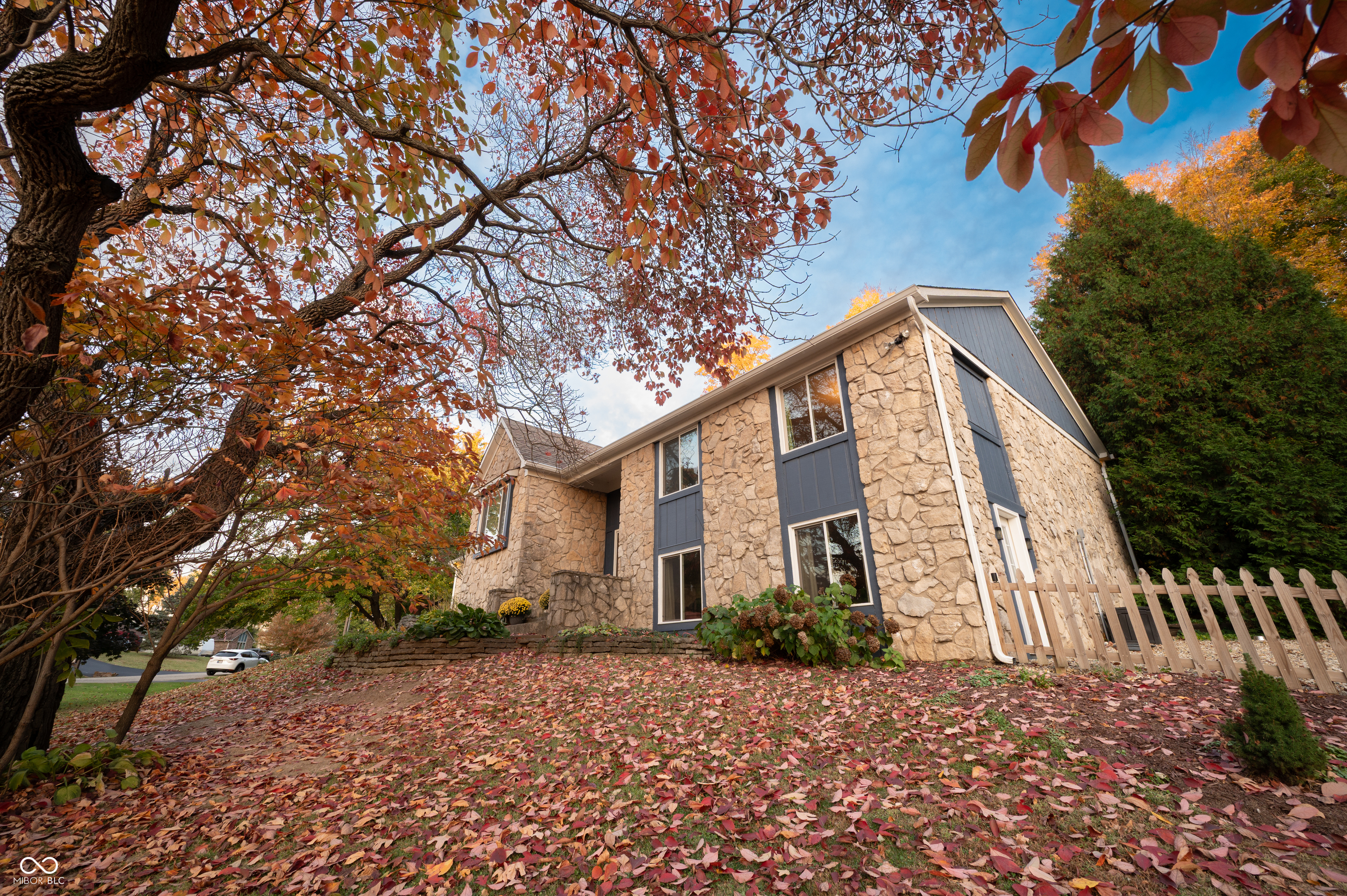 9803 Willa Bonn Court