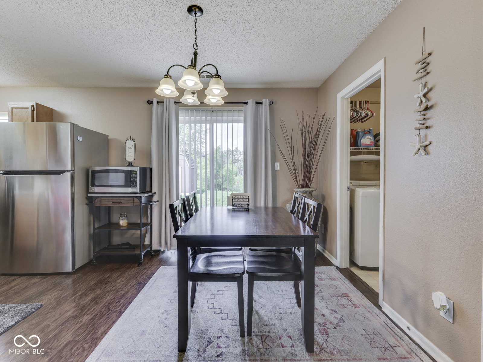 124 Meadow Creek South Drive