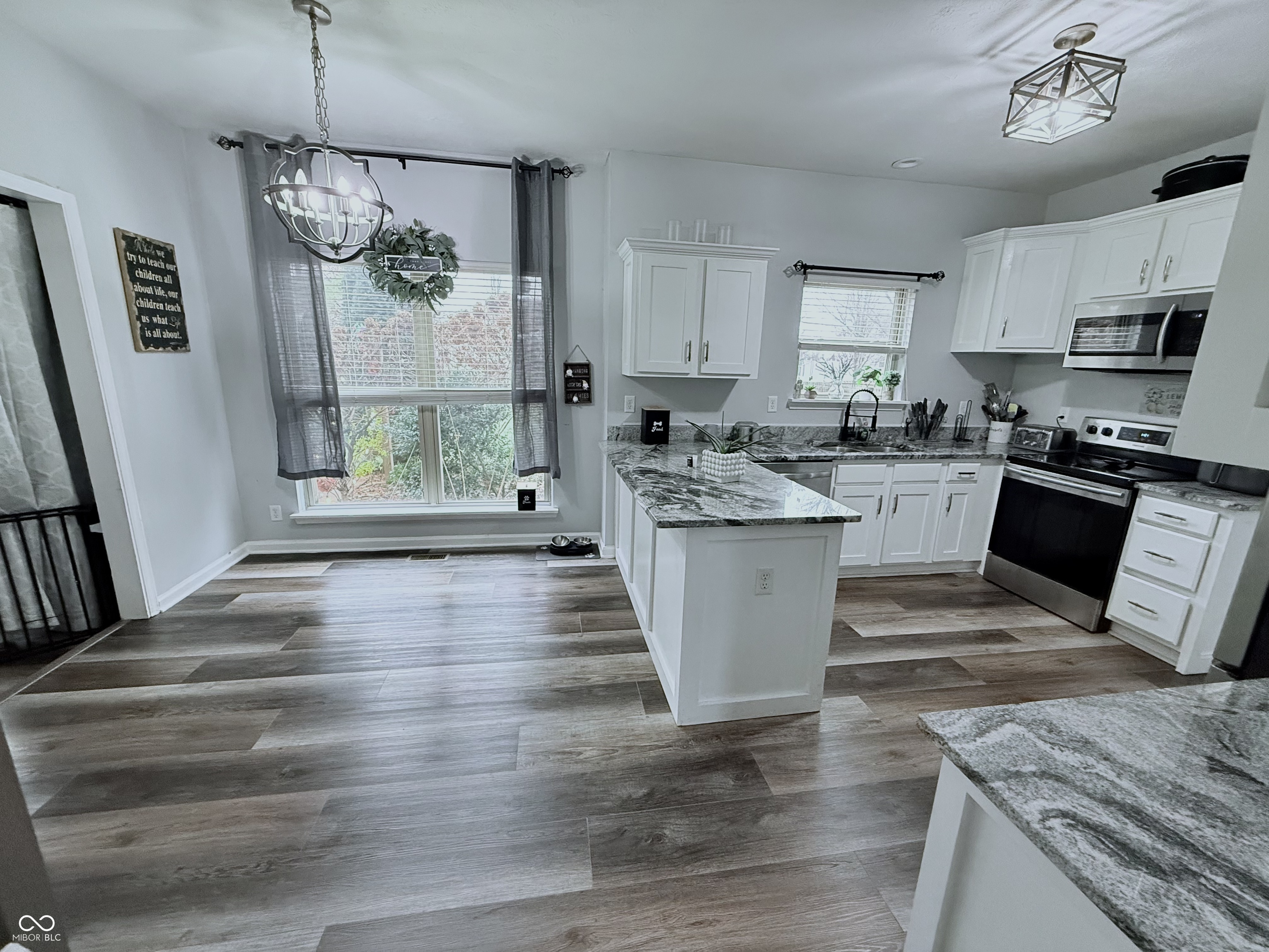 5544 Homestead Court