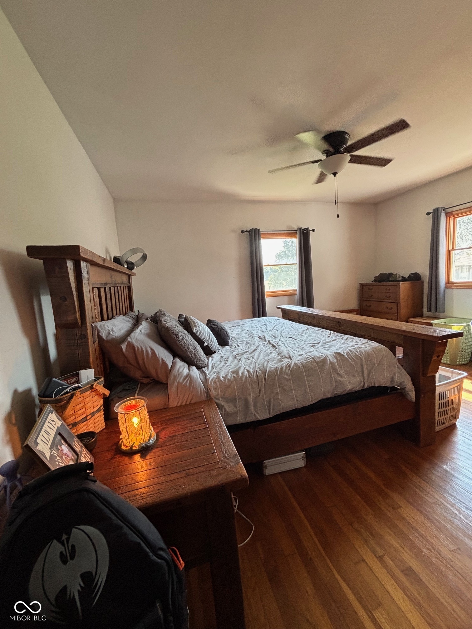 Columbus, Indiana, 47201, United States, 3 Bedrooms Bedrooms, ,2 BathroomsBathrooms,Residential,Active,1954421