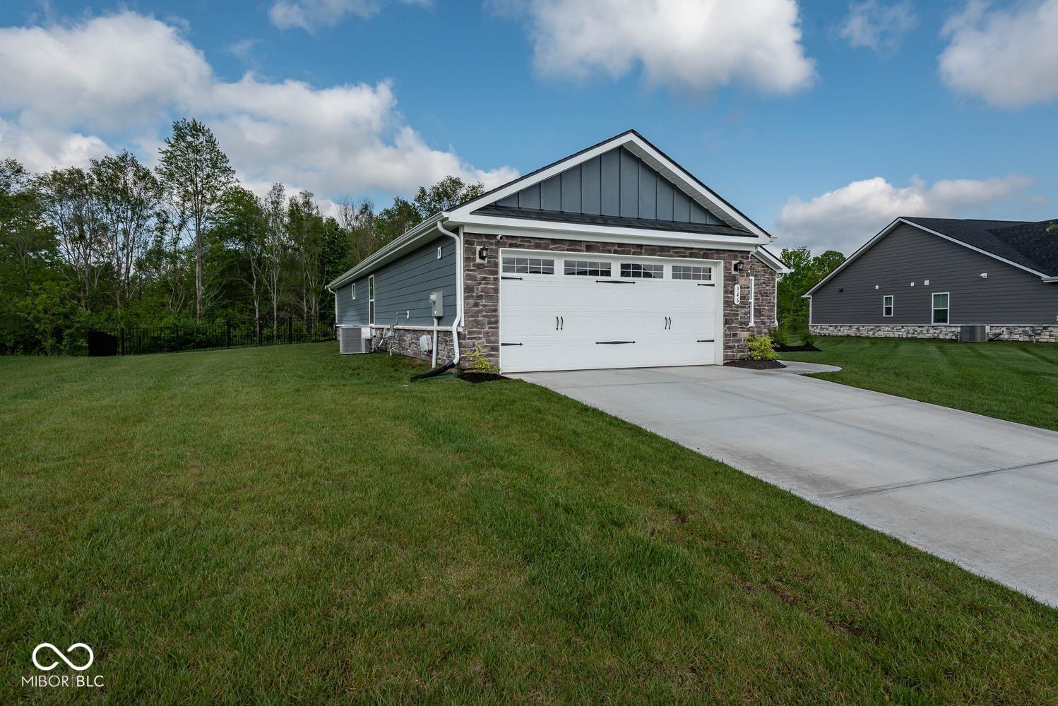 946 Independence Drive