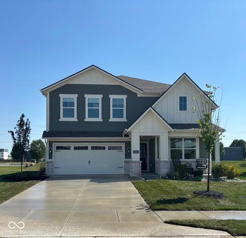 Photo of 1563 Alpine Lane, Greenfield, IN 46140 (MLS # 22084246)