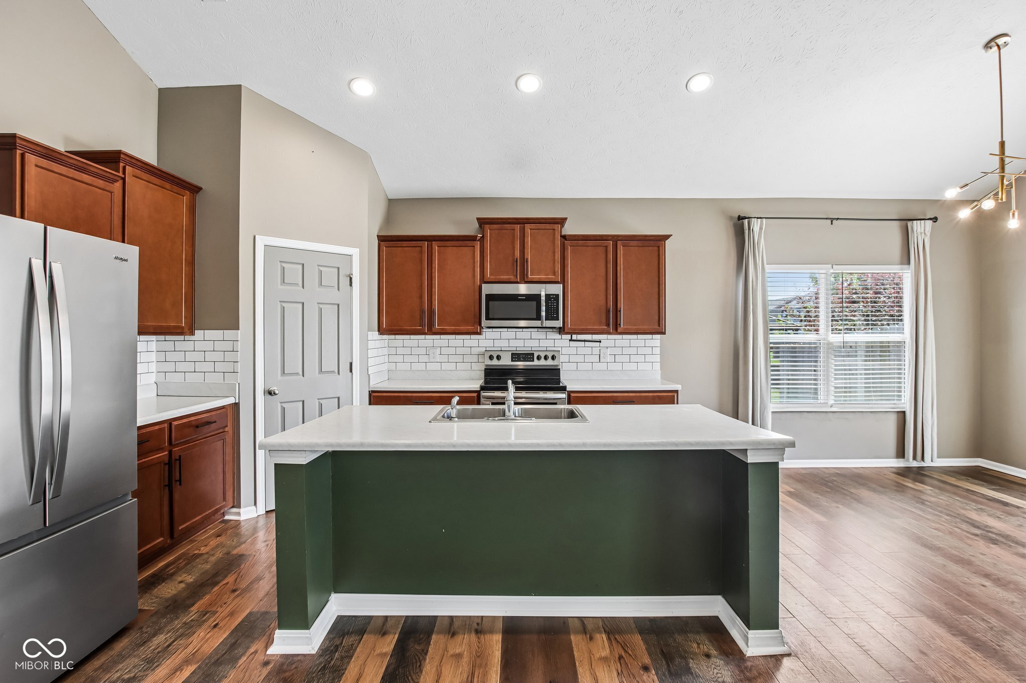6627 Mayapple Drive