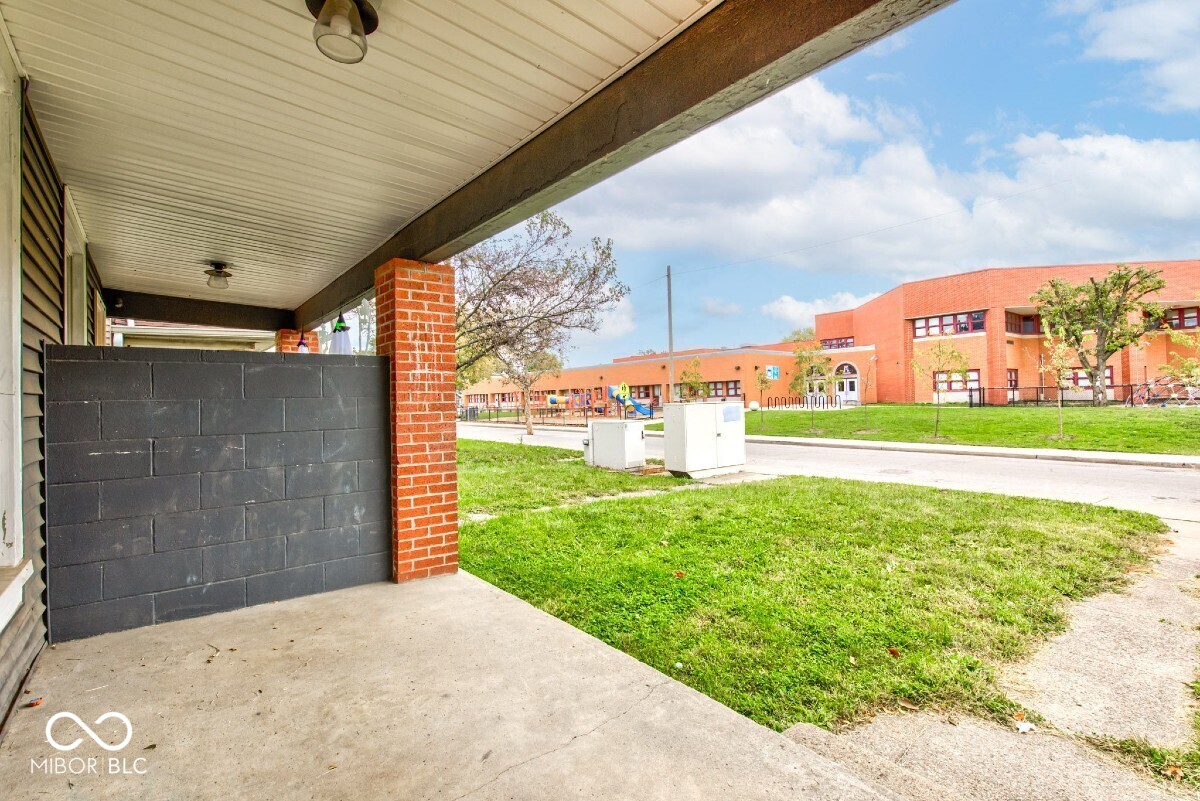 510 N Beville Avenue