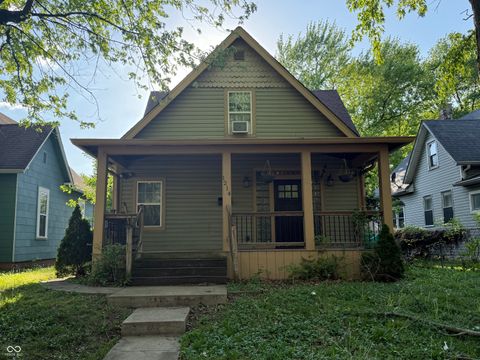 Photo of 1214 N Tacoma Avenue, Indianapolis, IN 46201 (MLS # 22097783)