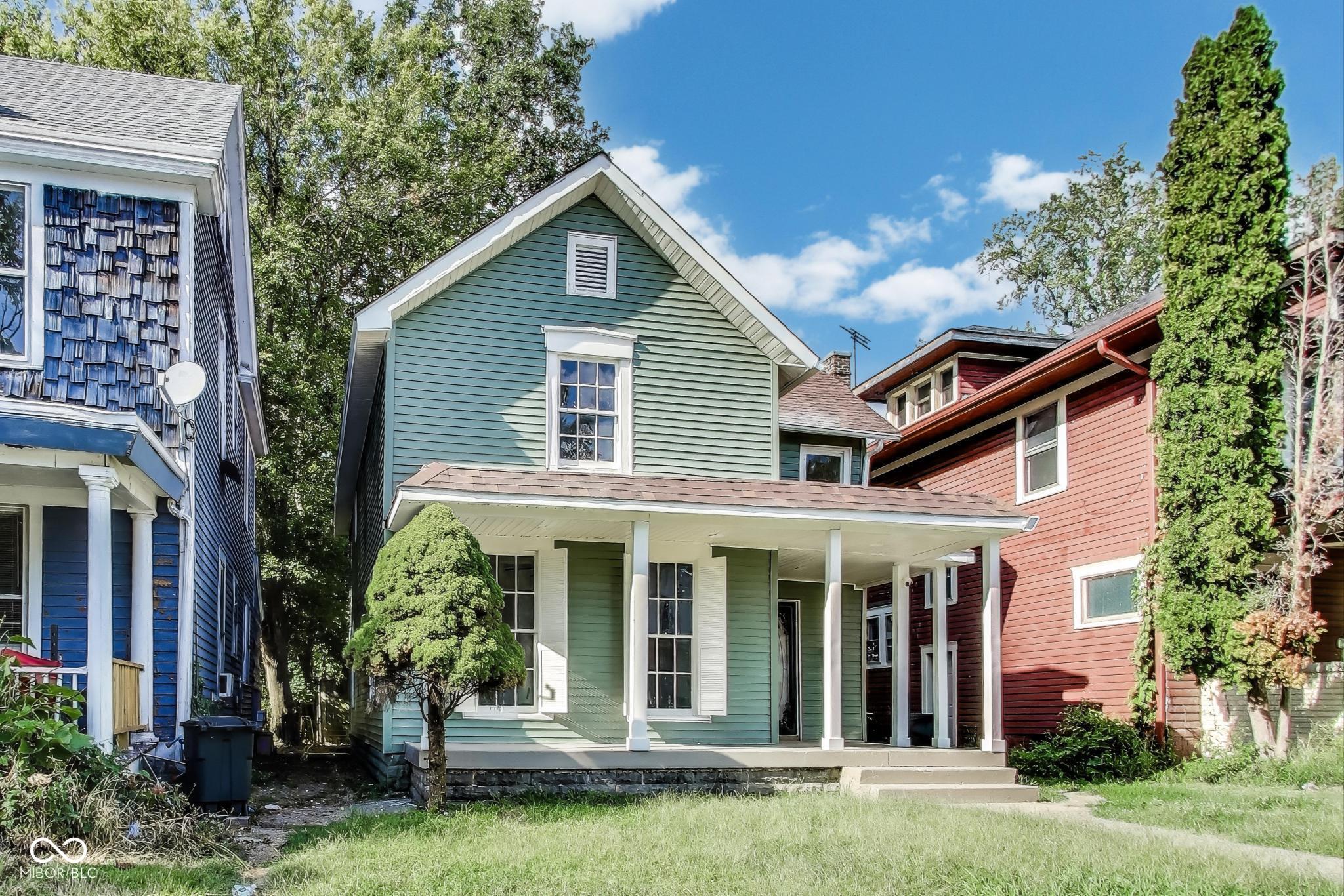 330 W 9th Street