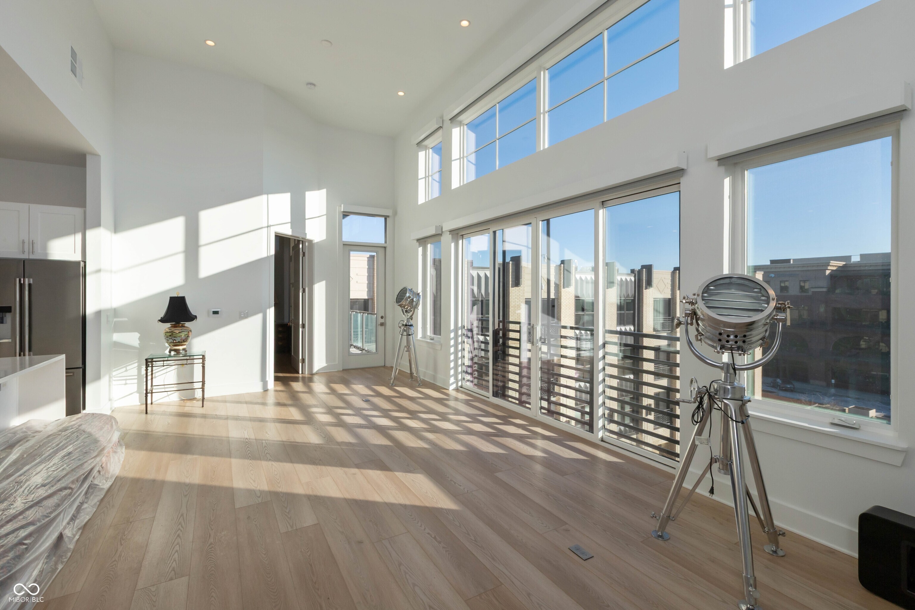 15 W Executive Drive #405