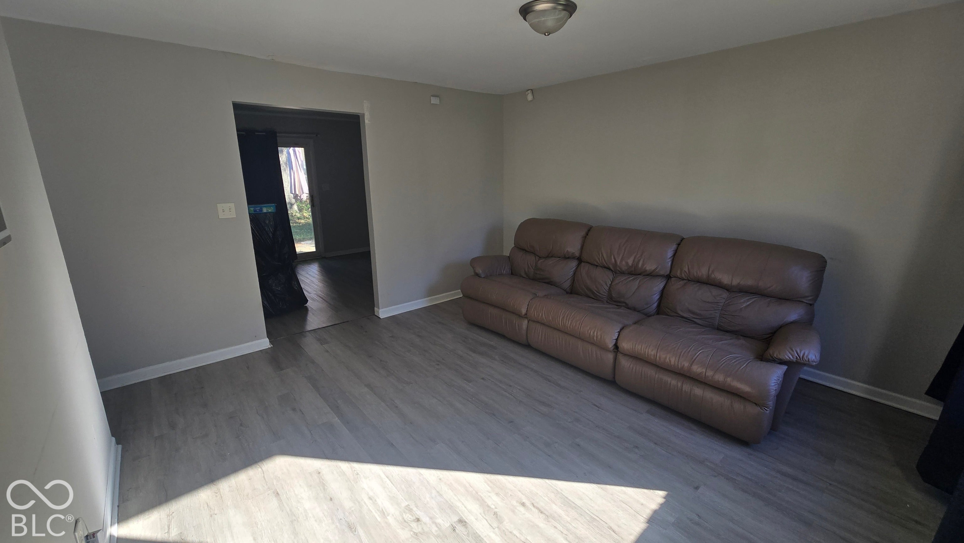 3943 Richelieu Road