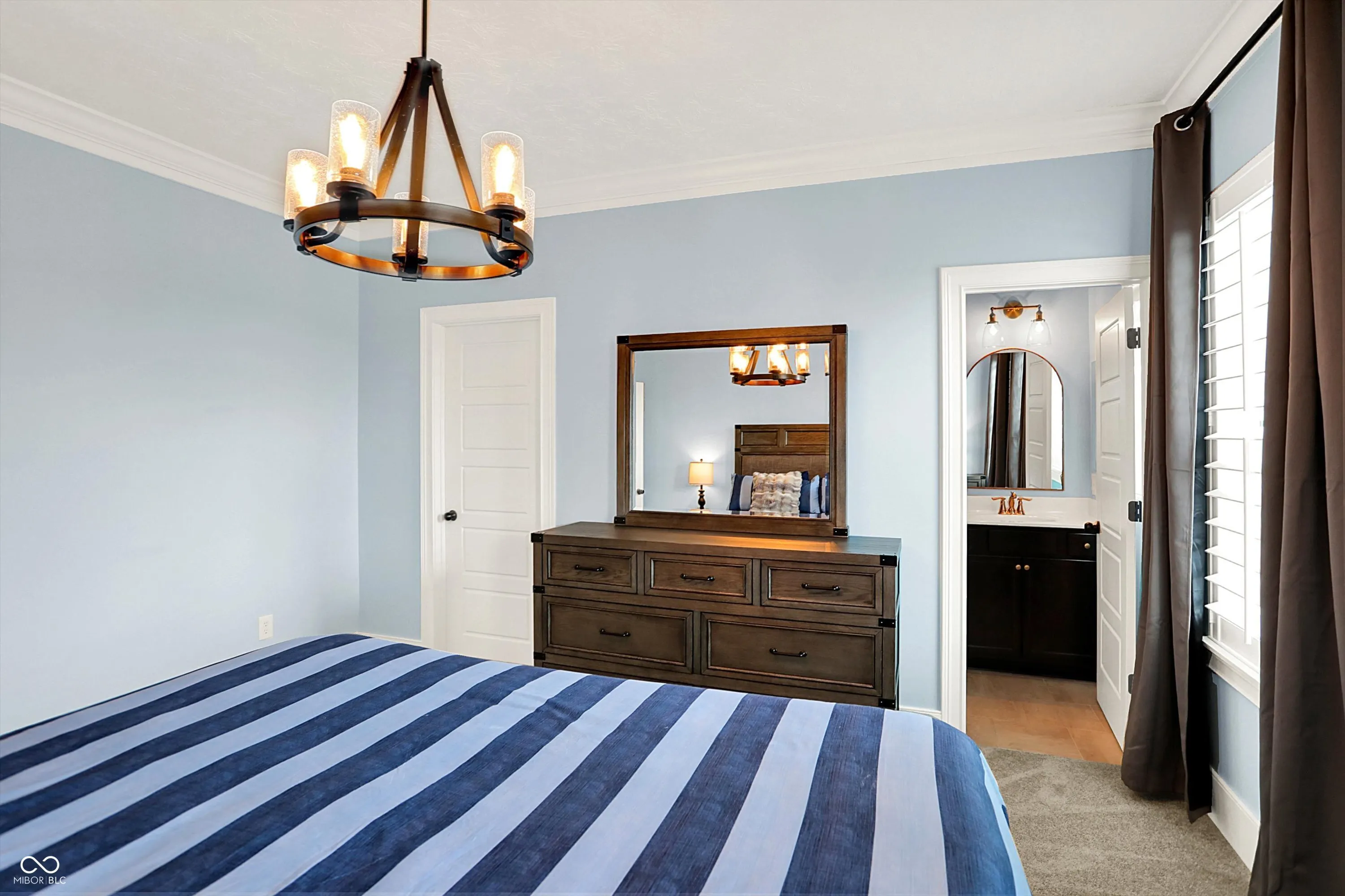 Fishers, Indiana 46038, United States, 5 Bedrooms Bedrooms, ,5 BathroomsBathrooms,Residential,Pending,151609