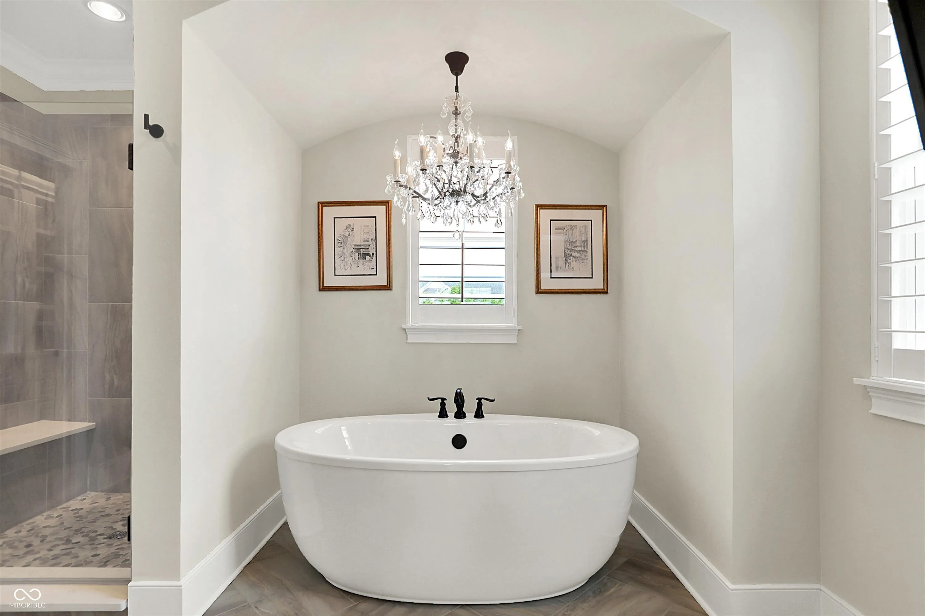 Fishers, Indiana 46038, United States, 5 Bedrooms Bedrooms, ,5 BathroomsBathrooms,Residential,Pending,151609