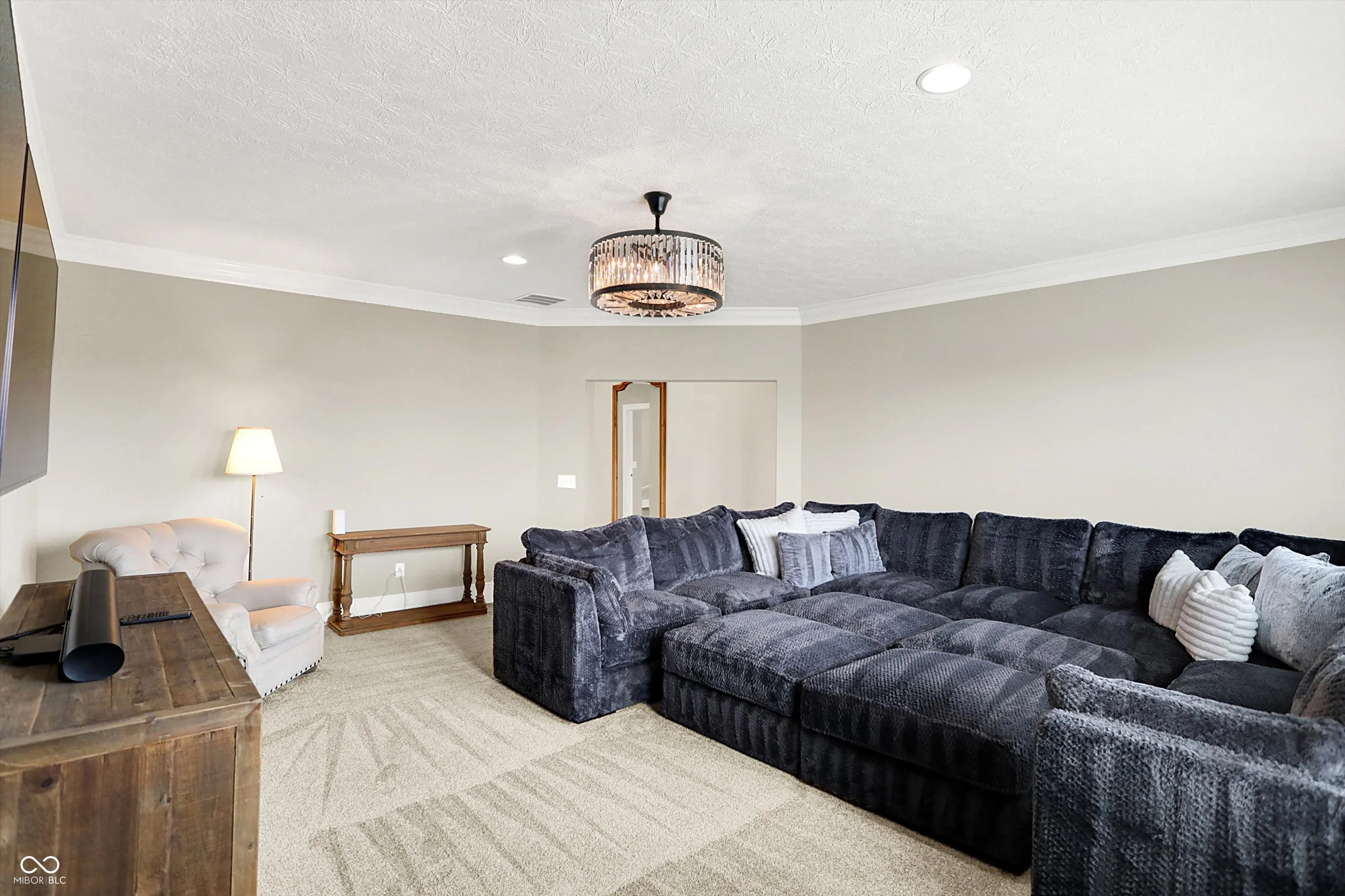 Fishers, Indiana 46038, United States, 5 Bedrooms Bedrooms, ,5 BathroomsBathrooms,Residential,Pending,151609