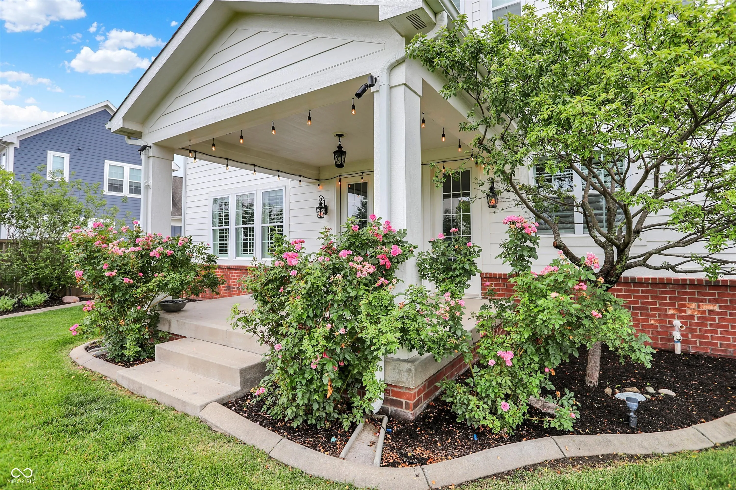 Fishers, Indiana 46038, United States, 5 Bedrooms Bedrooms, ,5 BathroomsBathrooms,Residential,Pending,151609