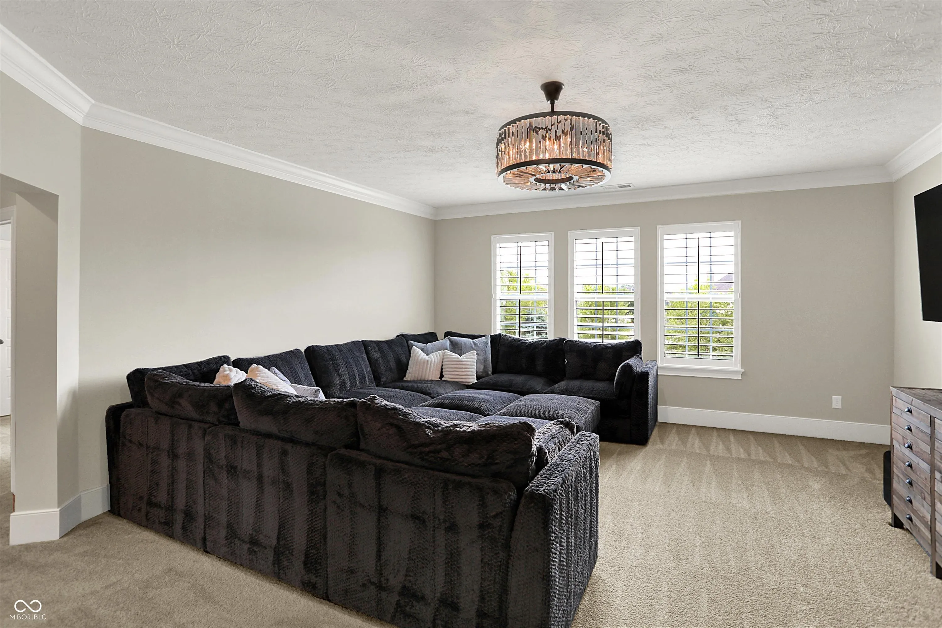 Fishers, Indiana 46038, United States, 5 Bedrooms Bedrooms, ,5 BathroomsBathrooms,Residential,Pending,151609