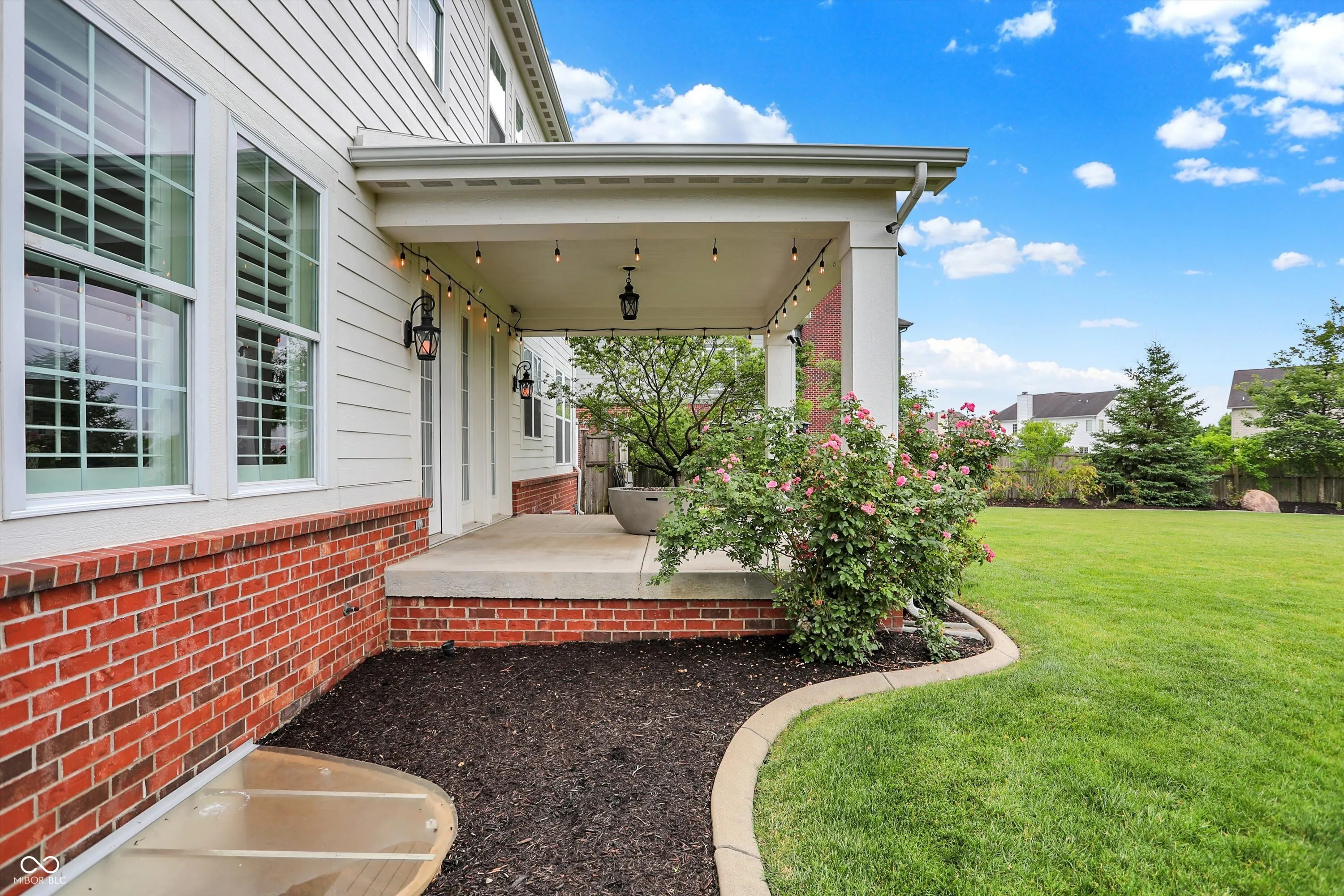 Fishers, Indiana 46038, United States, 5 Bedrooms Bedrooms, ,5 BathroomsBathrooms,Residential,Pending,151609