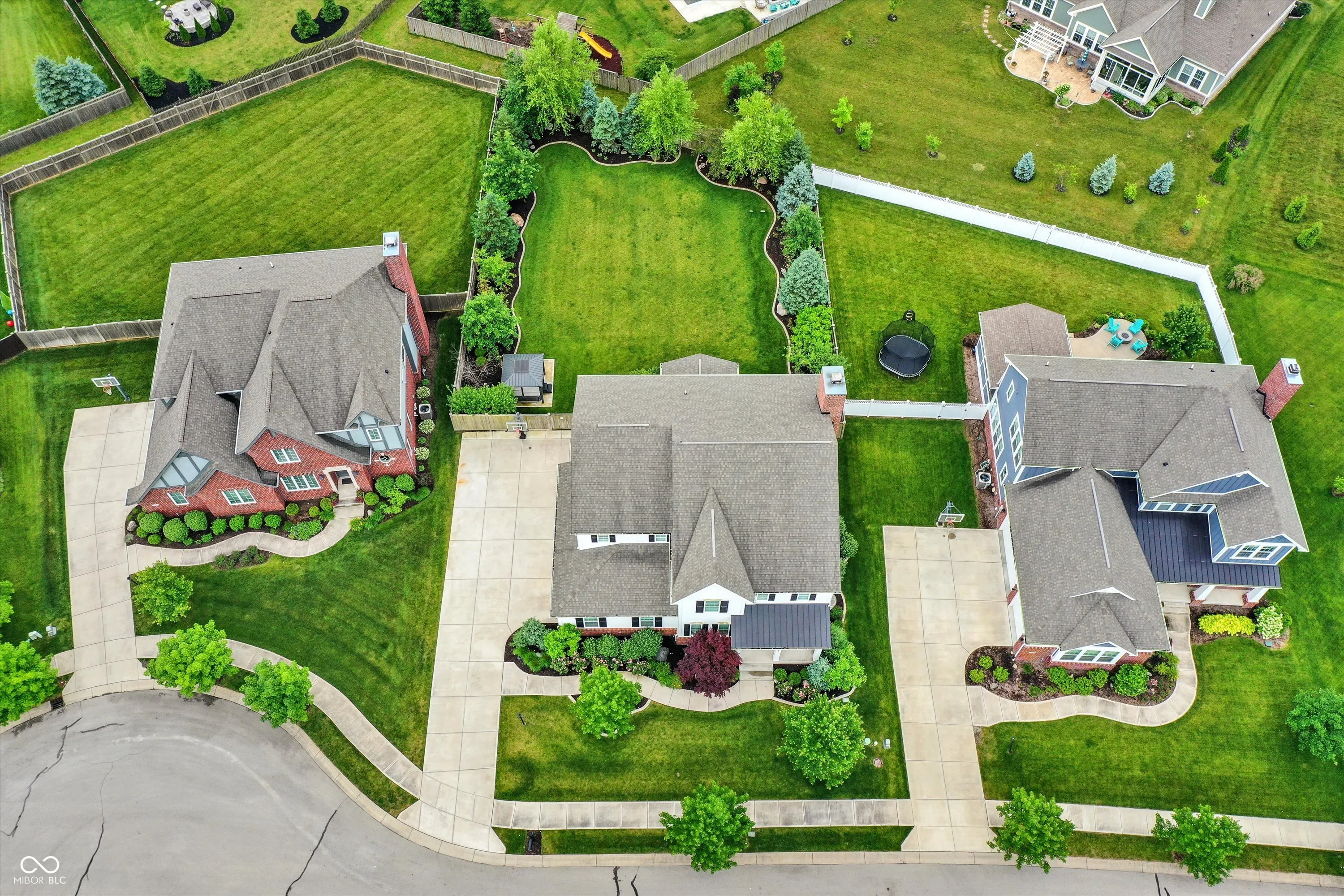 Fishers, Indiana 46038, United States, 5 Bedrooms Bedrooms, ,5 BathroomsBathrooms,Residential,Pending,151609