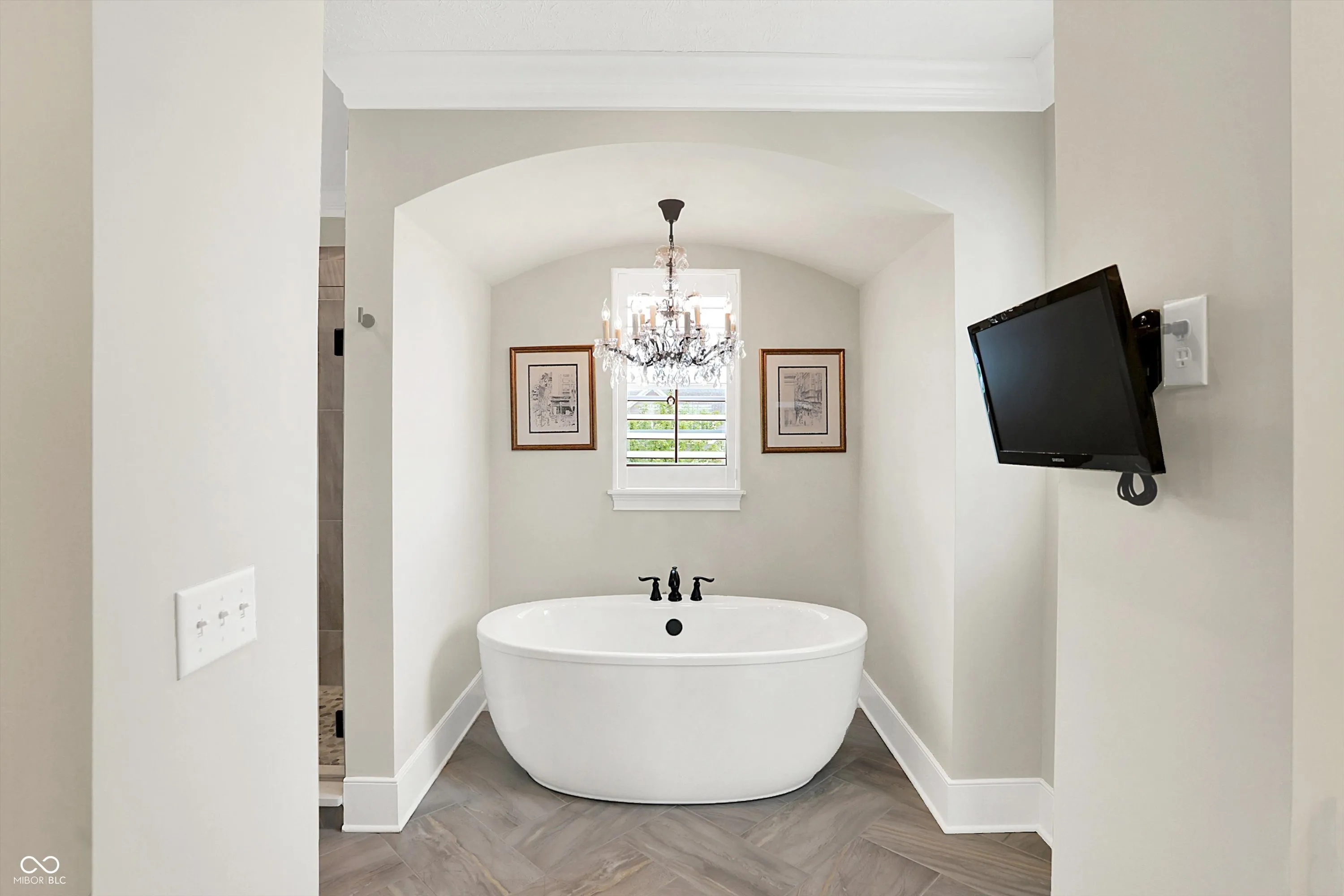 Fishers, Indiana 46038, United States, 5 Bedrooms Bedrooms, ,5 BathroomsBathrooms,Residential,Pending,151609