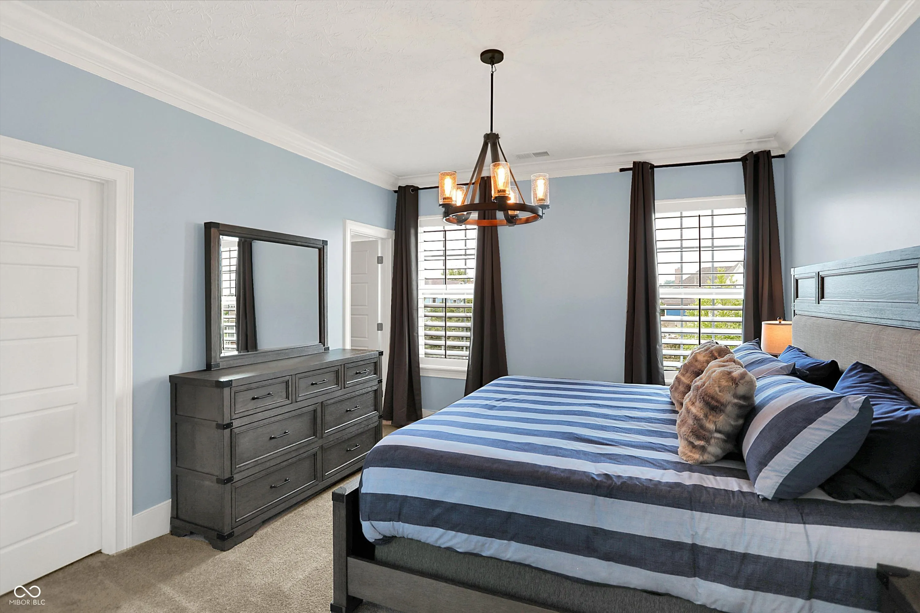 Fishers, Indiana 46038, United States, 5 Bedrooms Bedrooms, ,5 BathroomsBathrooms,Residential,Pending,151609