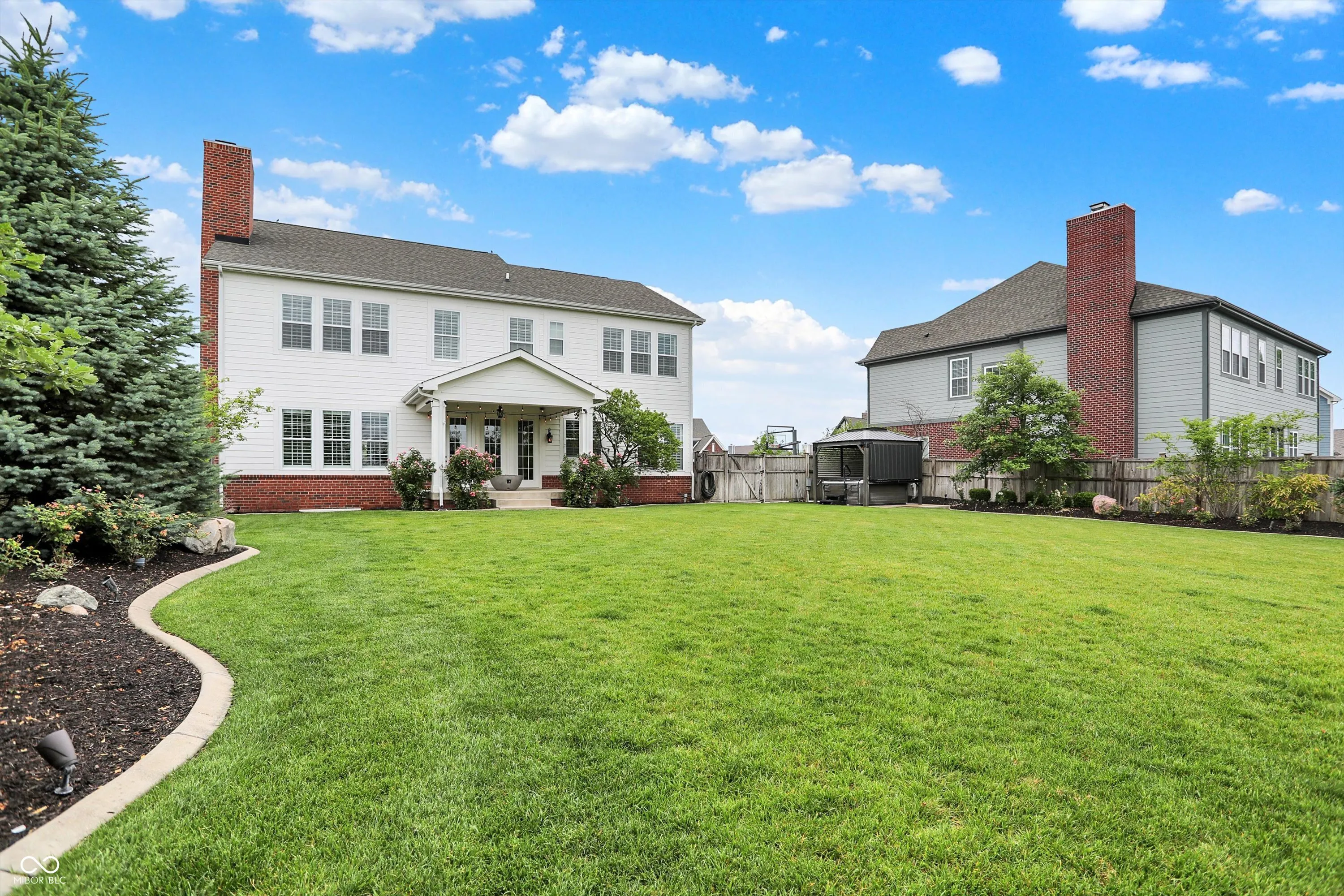 Fishers, Indiana 46038, United States, 5 Bedrooms Bedrooms, ,5 BathroomsBathrooms,Residential,Pending,151609