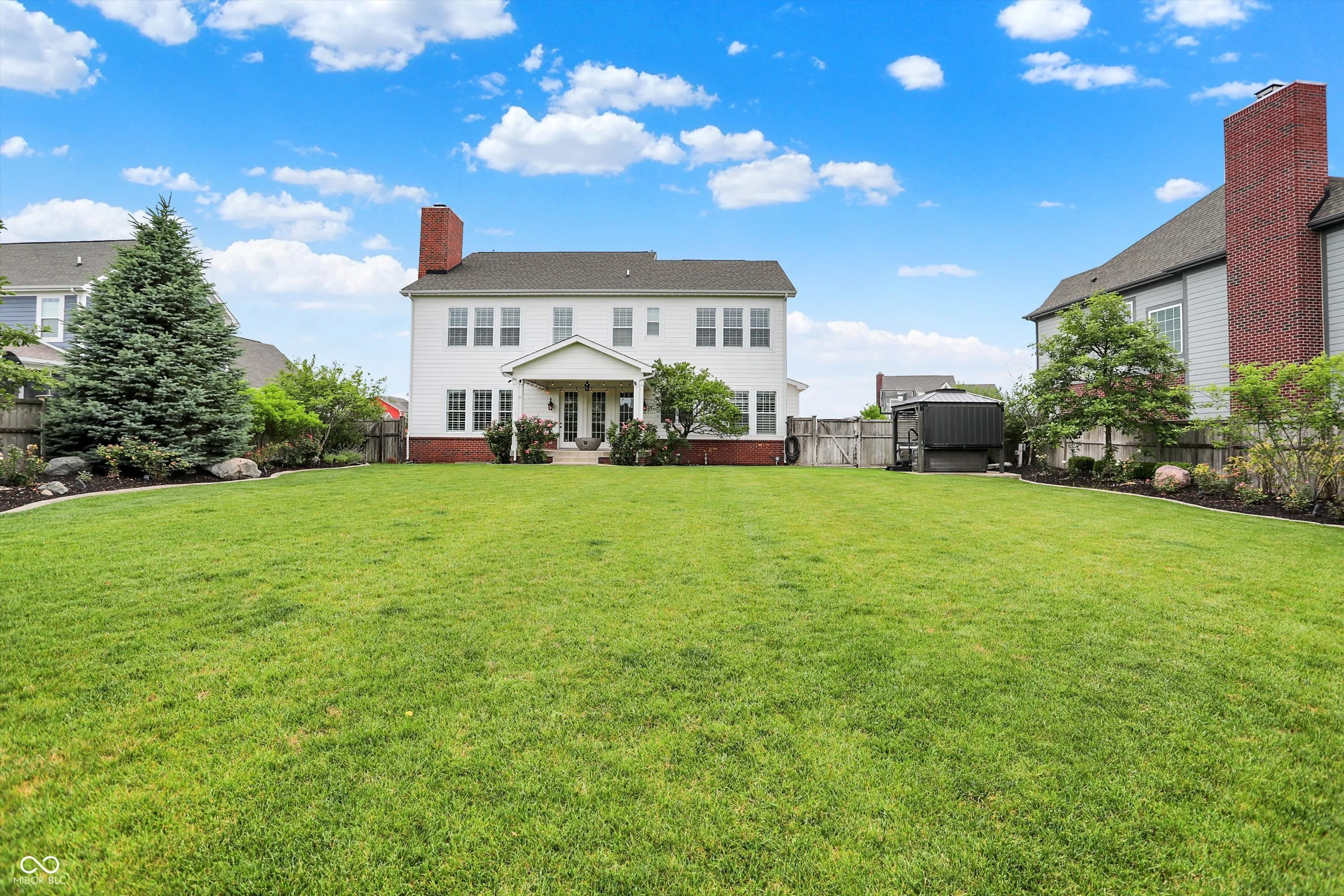 Fishers, Indiana 46038, United States, 5 Bedrooms Bedrooms, ,5 BathroomsBathrooms,Residential,Pending,151609