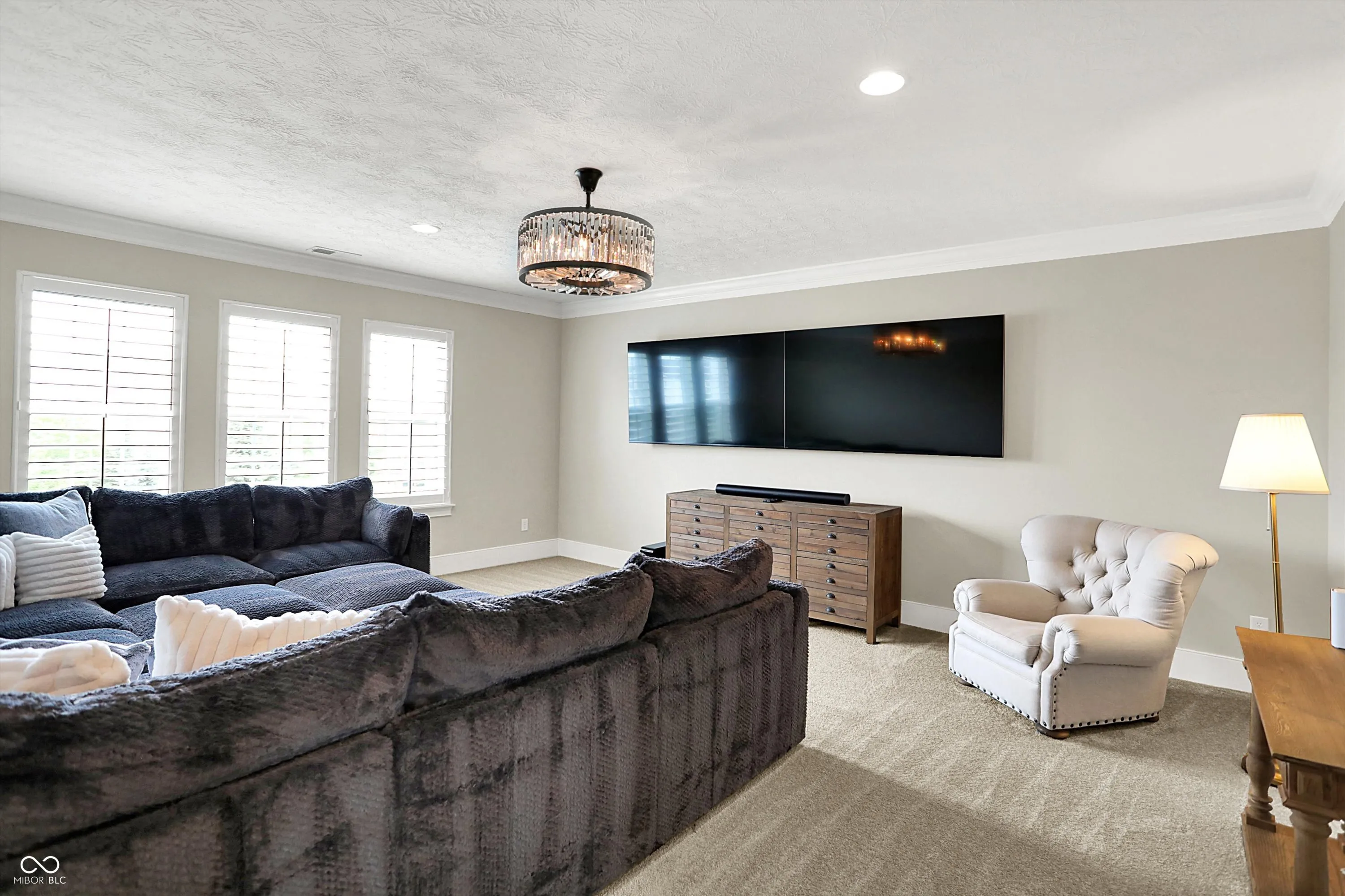 Fishers, Indiana 46038, United States, 5 Bedrooms Bedrooms, ,5 BathroomsBathrooms,Residential,Pending,151609