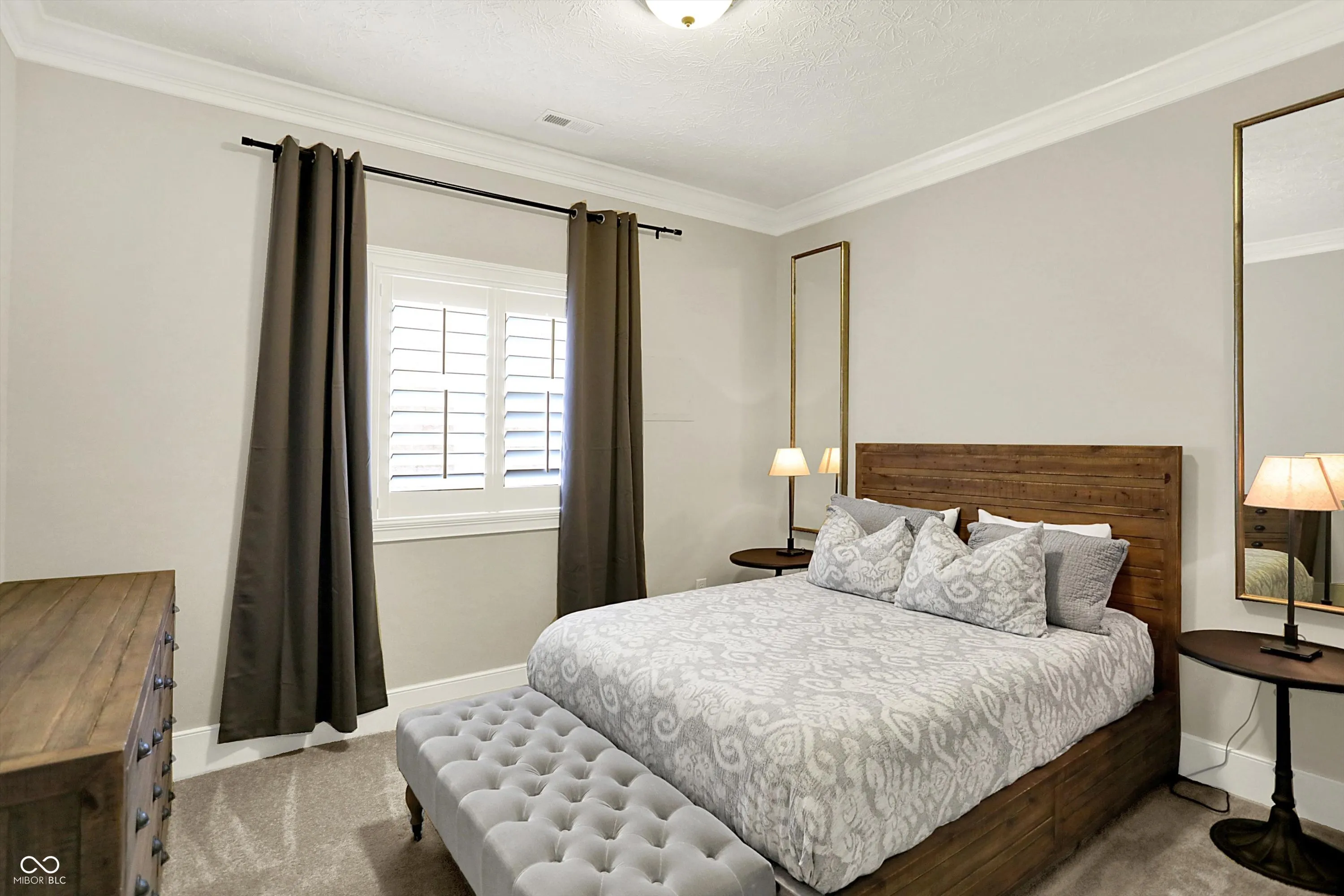 Fishers, Indiana 46038, United States, 5 Bedrooms Bedrooms, ,5 BathroomsBathrooms,Residential,Pending,151609