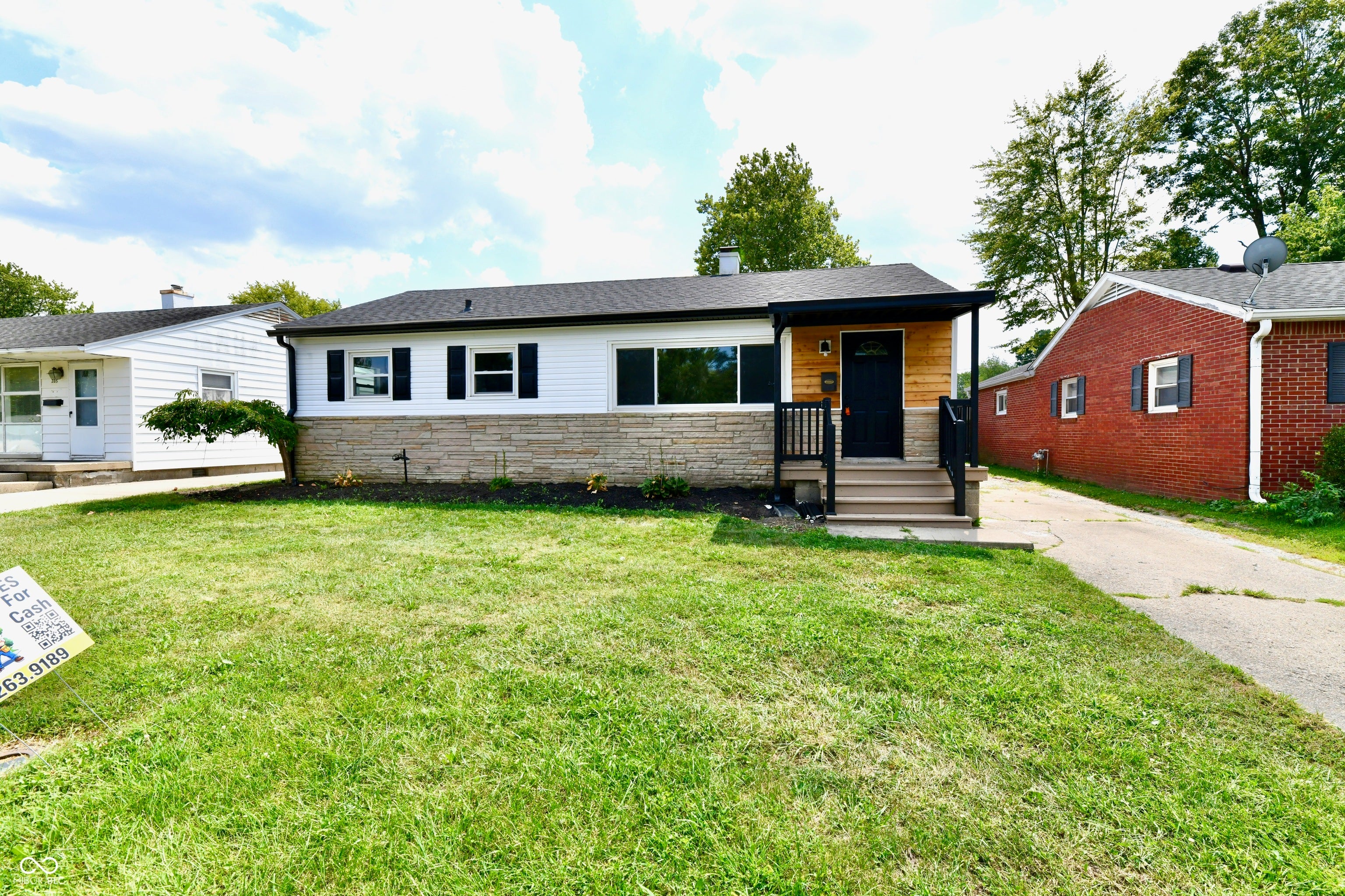 129 E McKenzie Road