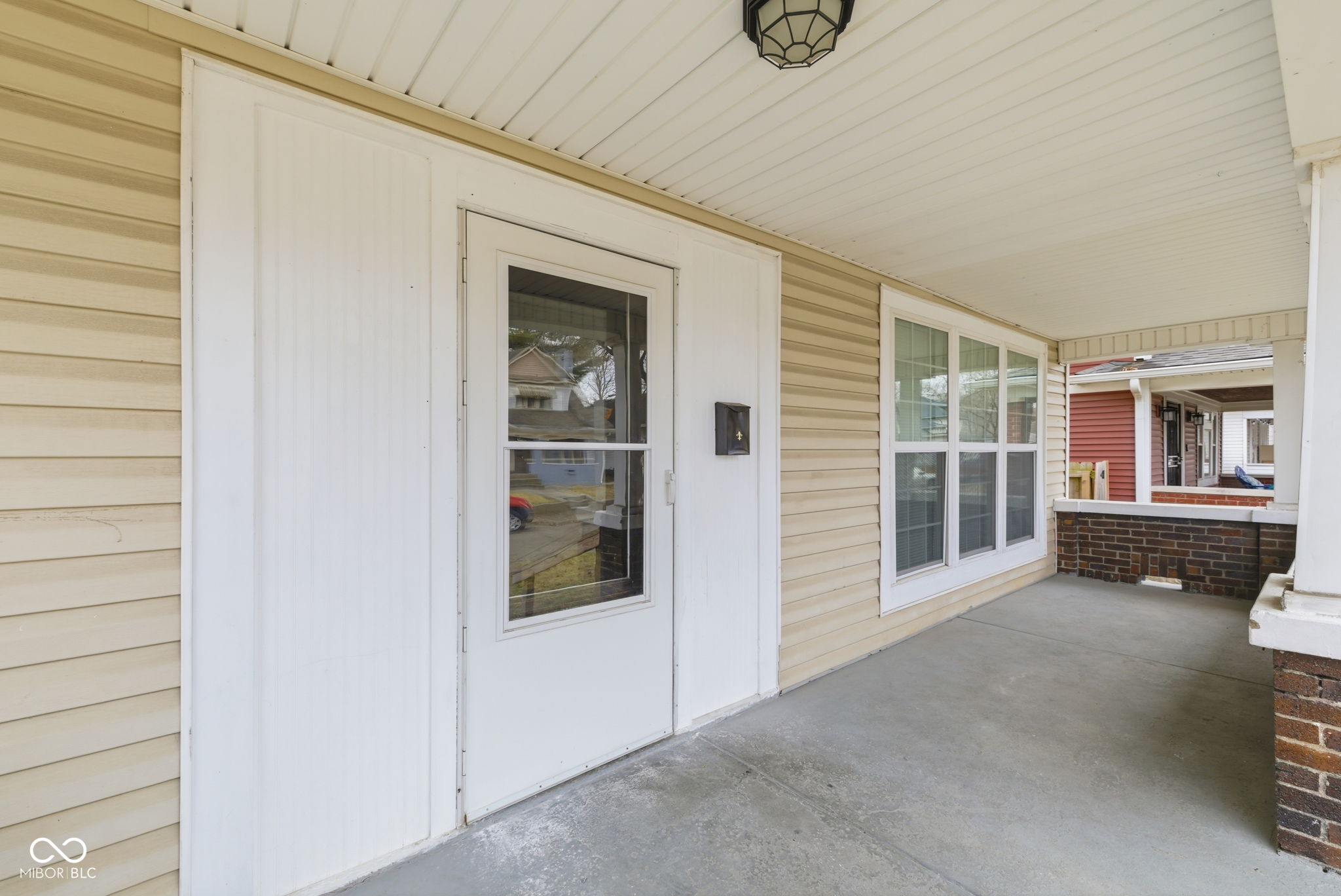 3625 N Kenwood Avenue