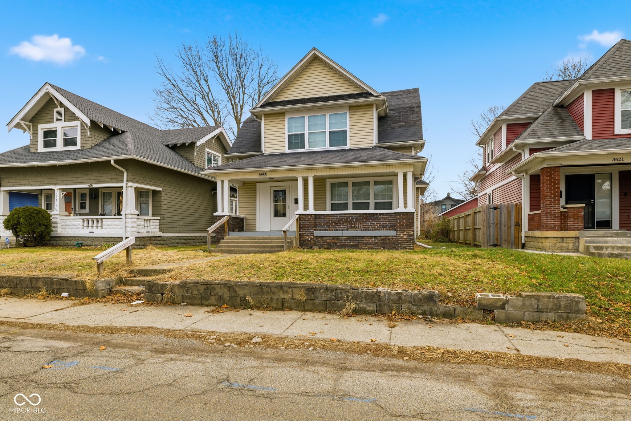 3625 N Kenwood Avenue