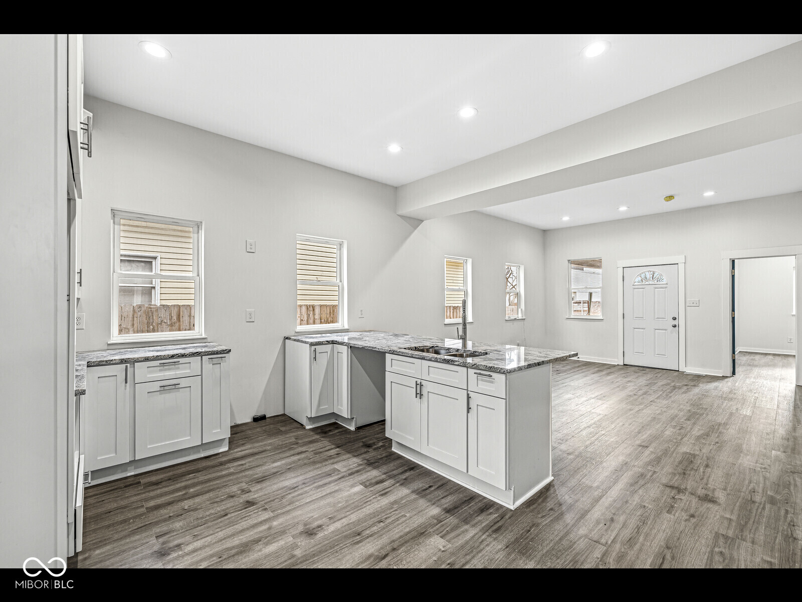 350 E Minnesota Street