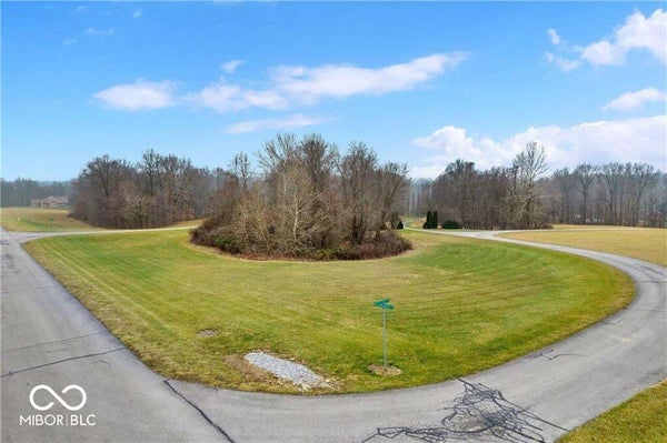 3169 KESTREL CT, MARTINSVILLE, IN 46151 - Image 96ebcd44ec2edfa8386dea623ba62854/2949191308