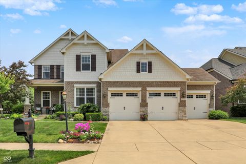 2715 Benmore Court Zionsville IN 46077