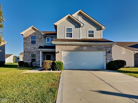 Photo of 918 Adena Lane, Westfield, IN 46074 (MLS # 22096140)