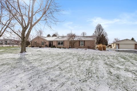 Photo of 6277 W 600 N, McCordsville, IN 46055 (MLS # 22086344)