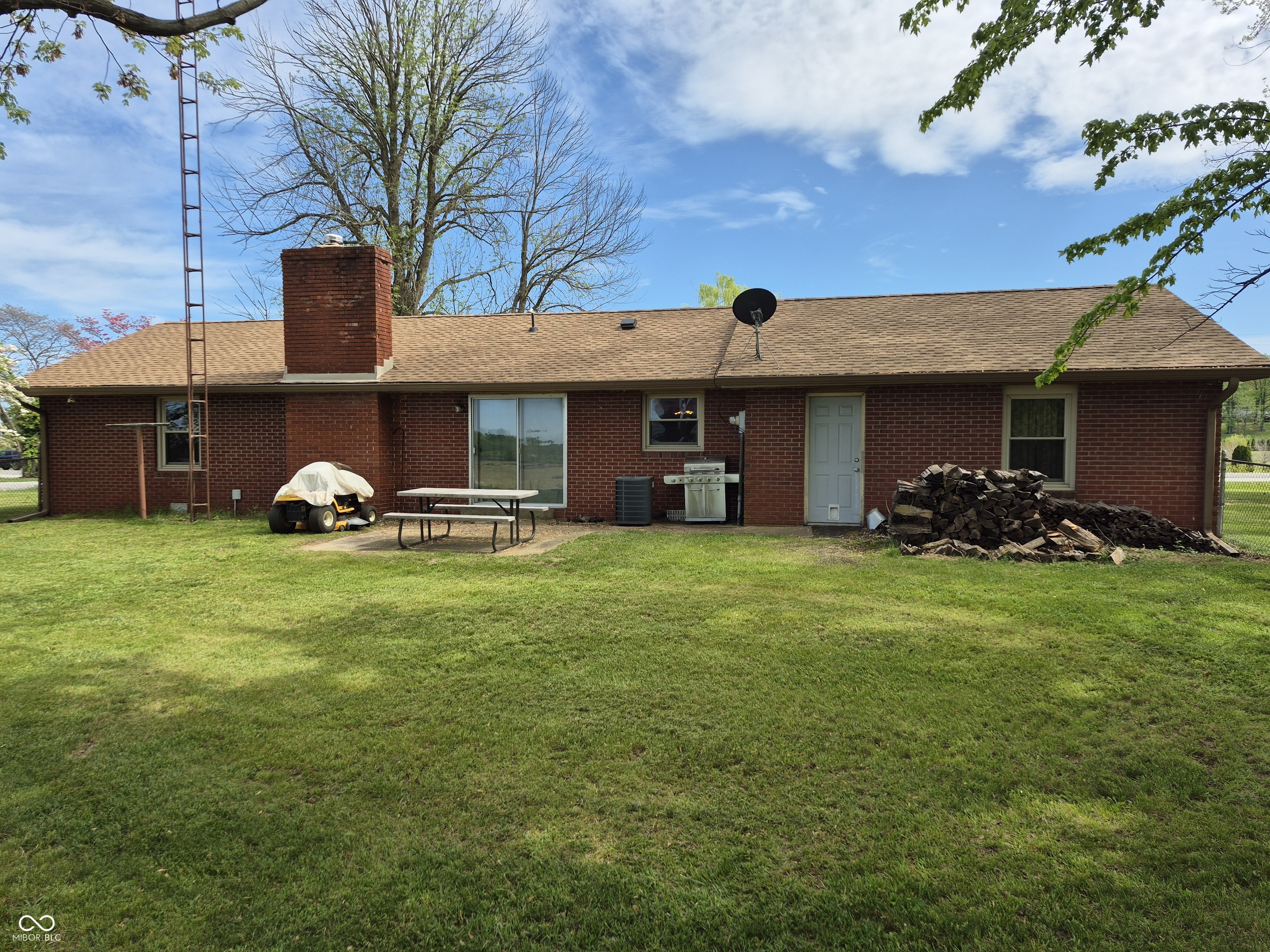 3626 E Us Hwy 50