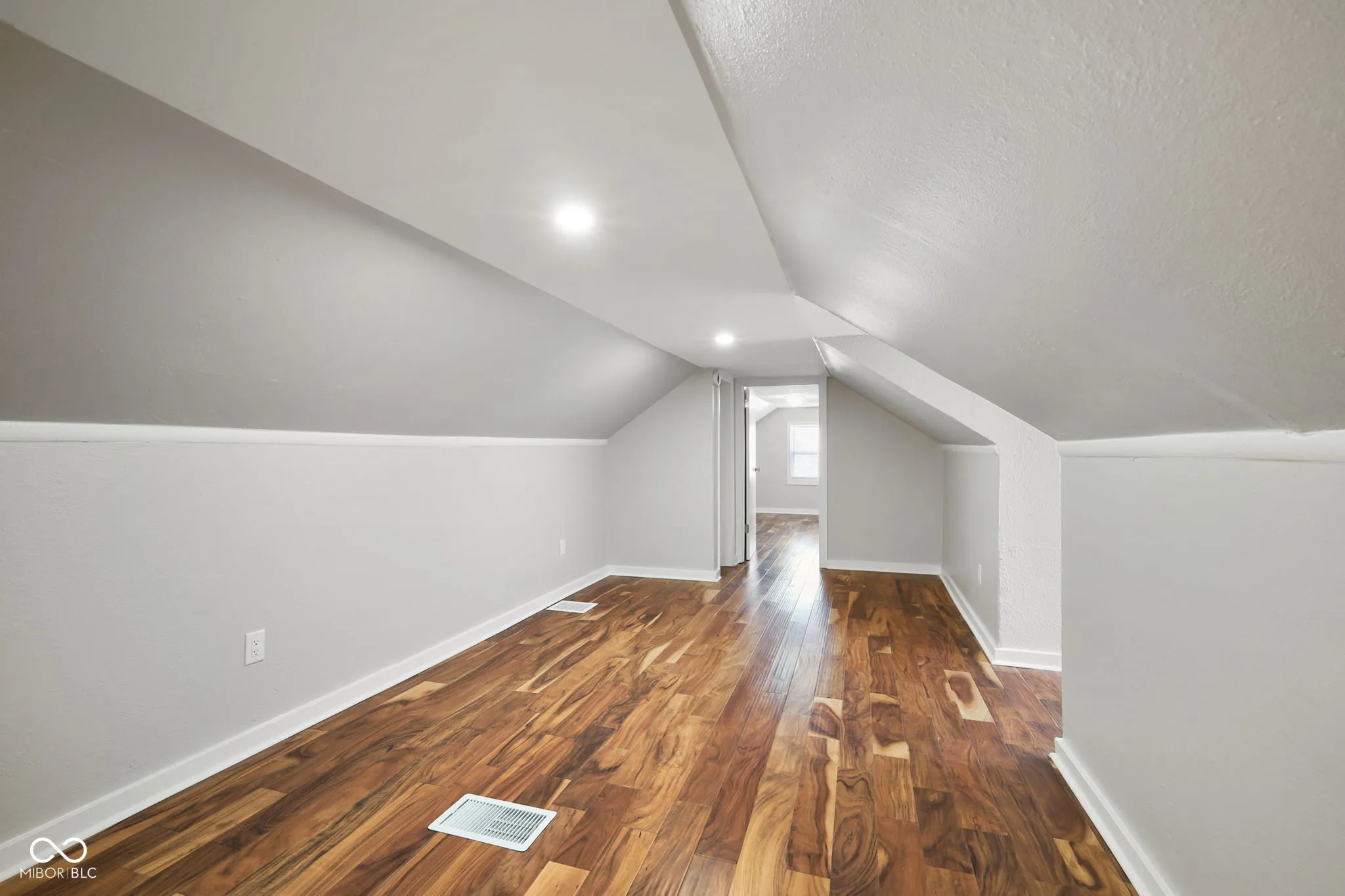 Anderson, Indiana 46016, United States, 2 Bedrooms Bedrooms, ,2 BathroomsBathrooms,Residential,Active,119566