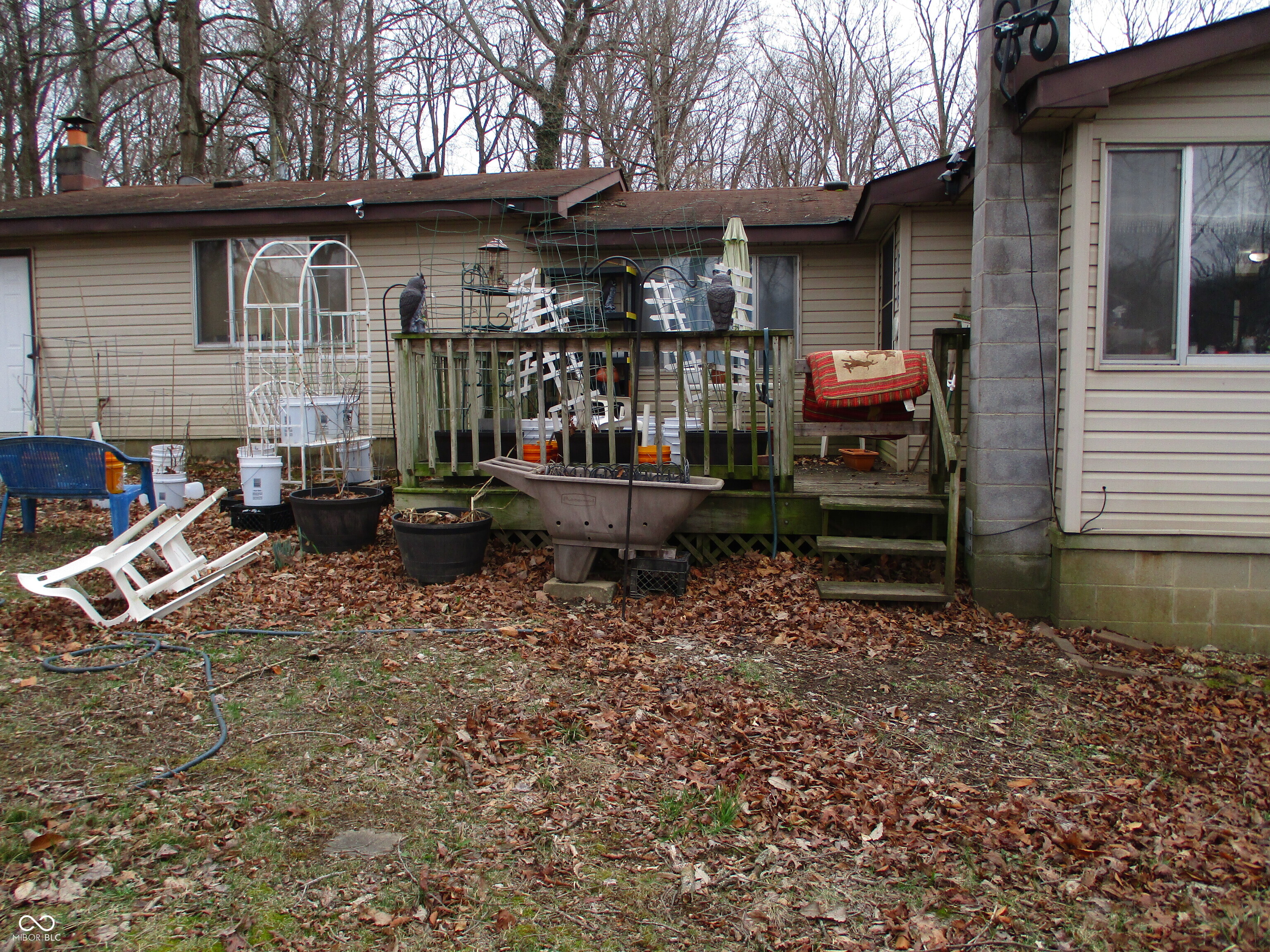 8 Lake Hart