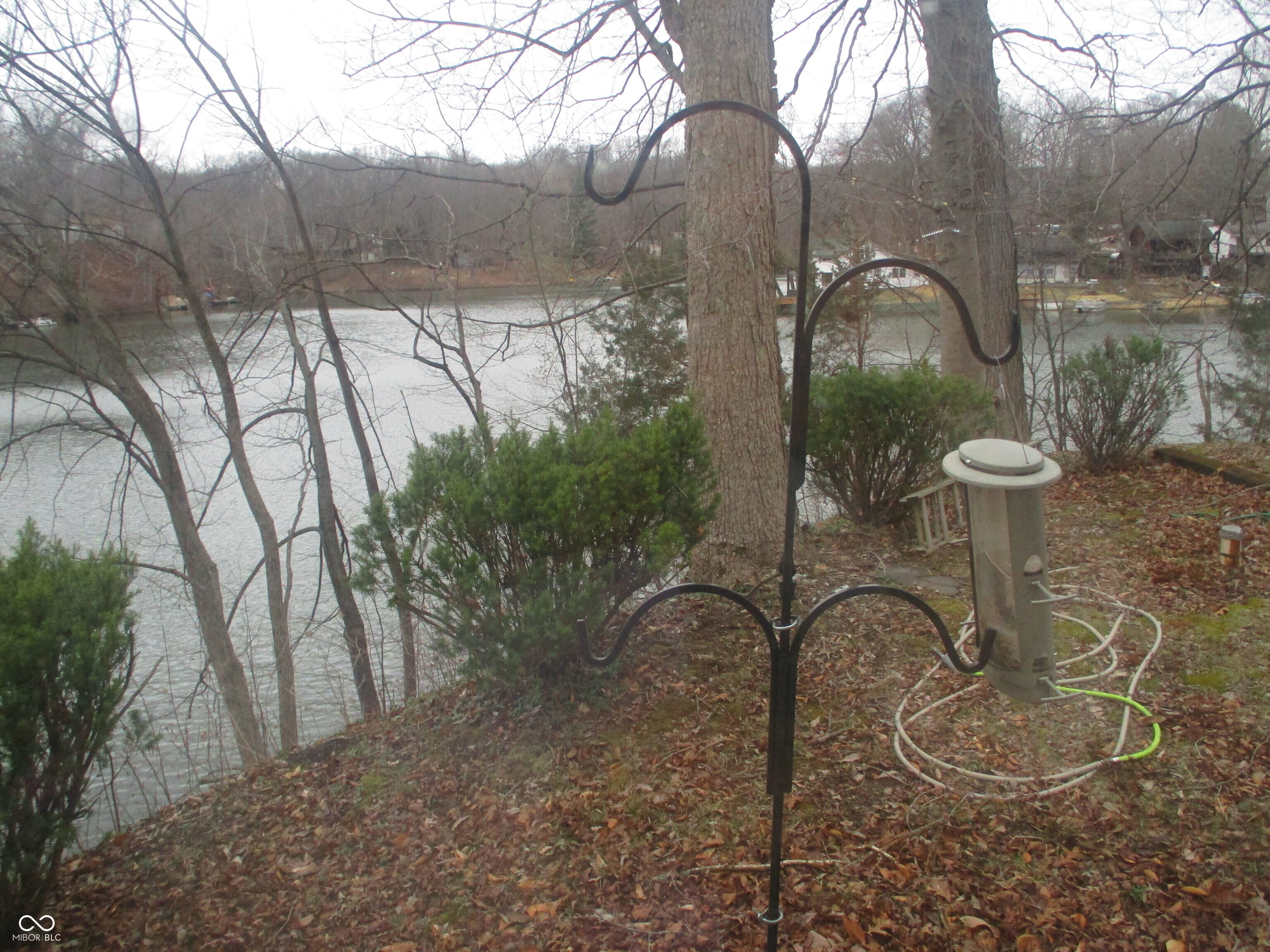 8 Lake Hart