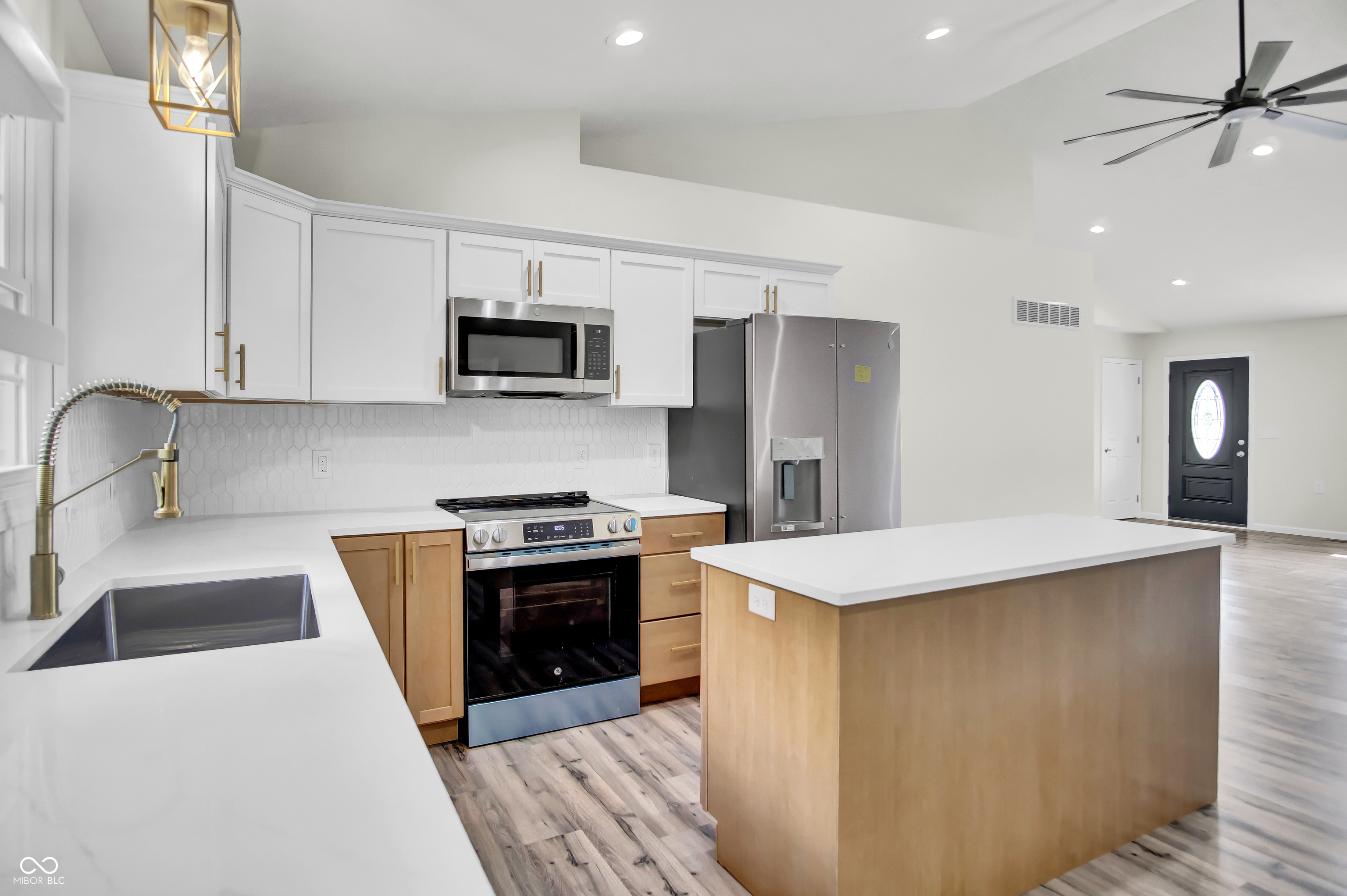 935 S County Road 185 E