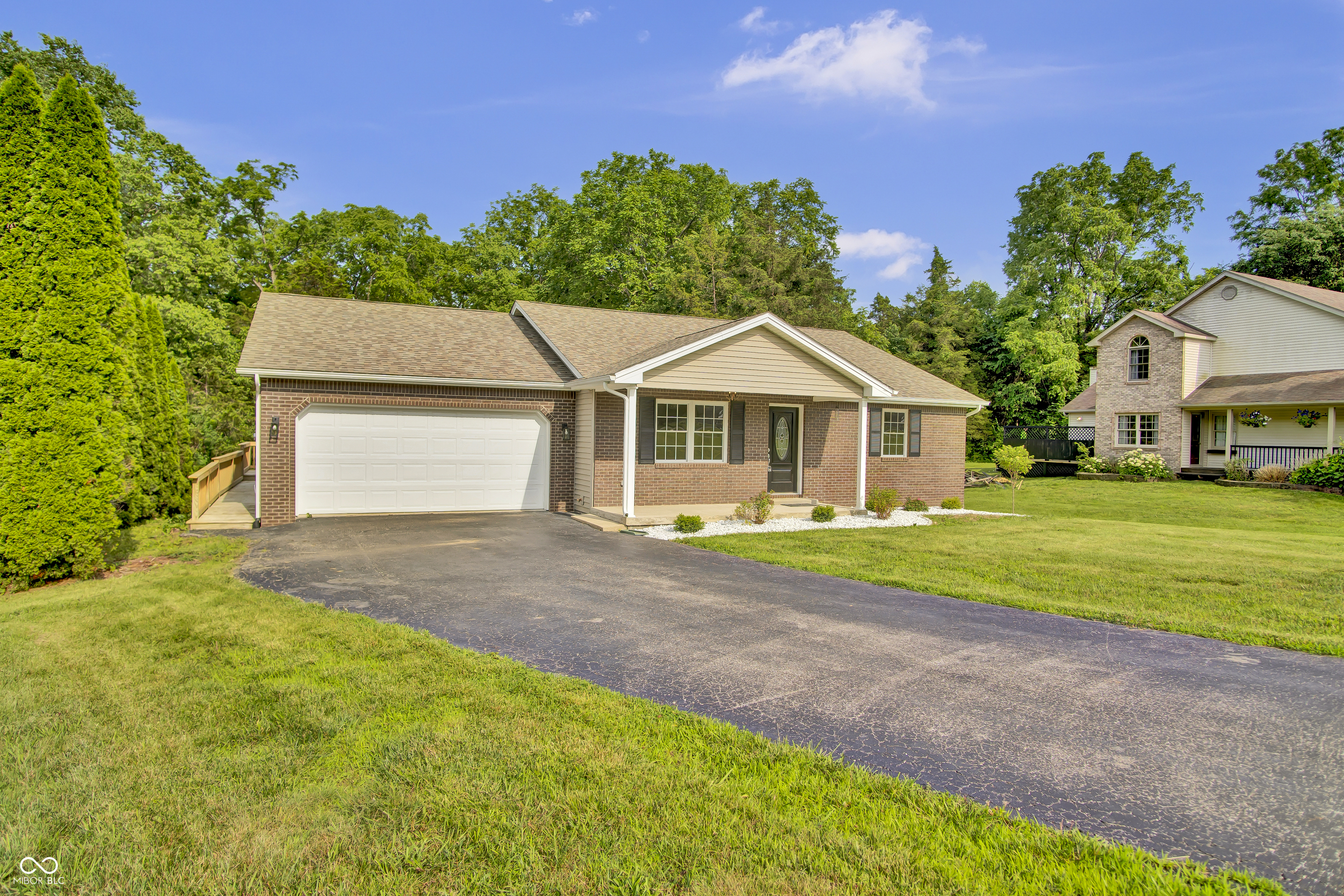 935 S County Road 185 E