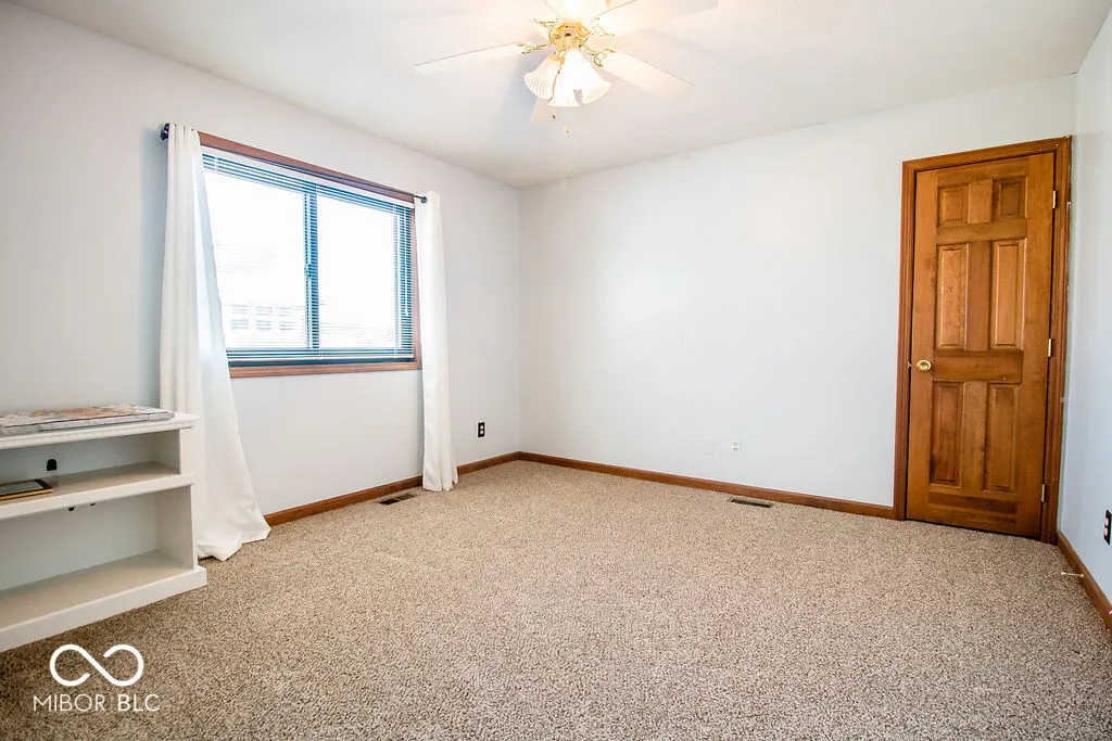 Columbus, Indiana 47203, United States, 3 Bedrooms Bedrooms, ,2 BathroomsBathrooms,Residential,Active,18124