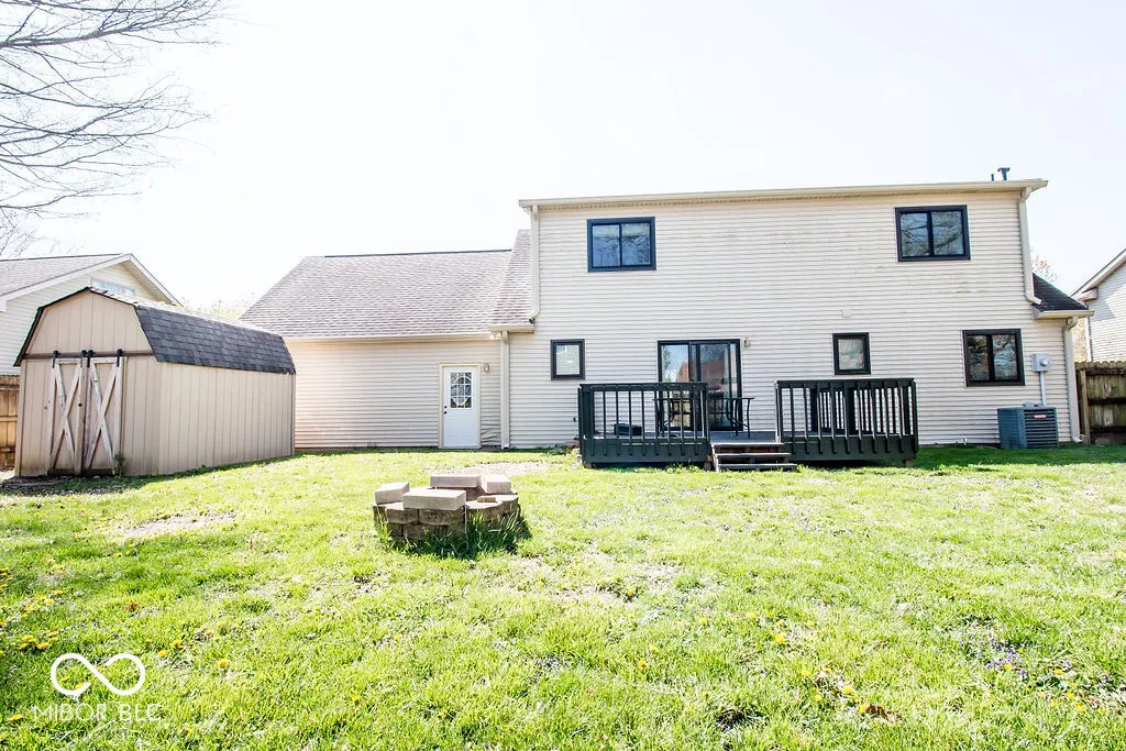 Columbus, Indiana 47203, United States, 3 Bedrooms Bedrooms, ,2 BathroomsBathrooms,Residential,Active,18124