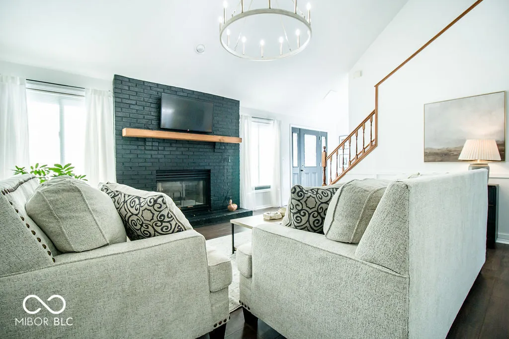 Columbus, Indiana 47203, United States, 3 Bedrooms Bedrooms, ,2 BathroomsBathrooms,Residential,Active,18124